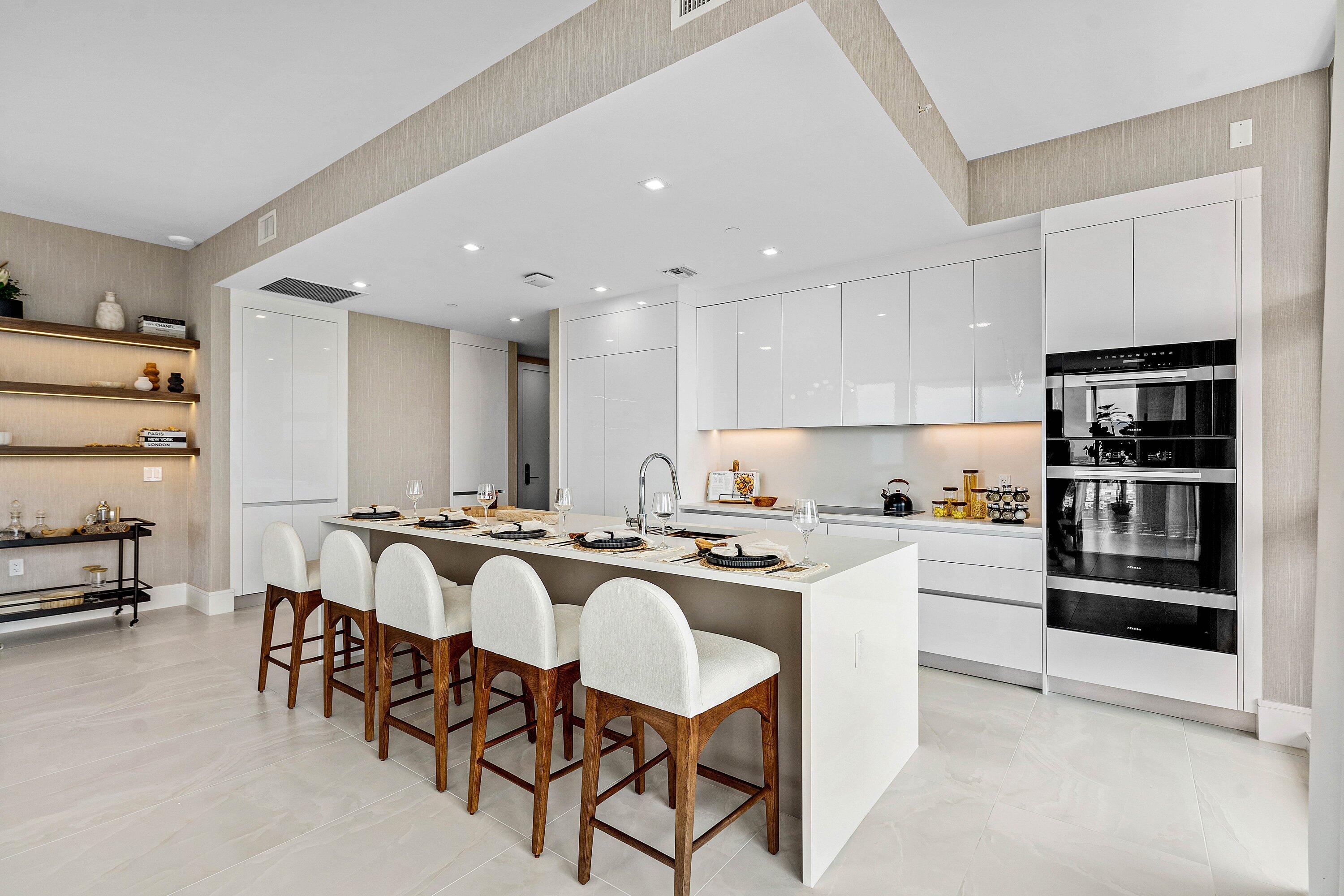 220 Lake Shore Drive 2123