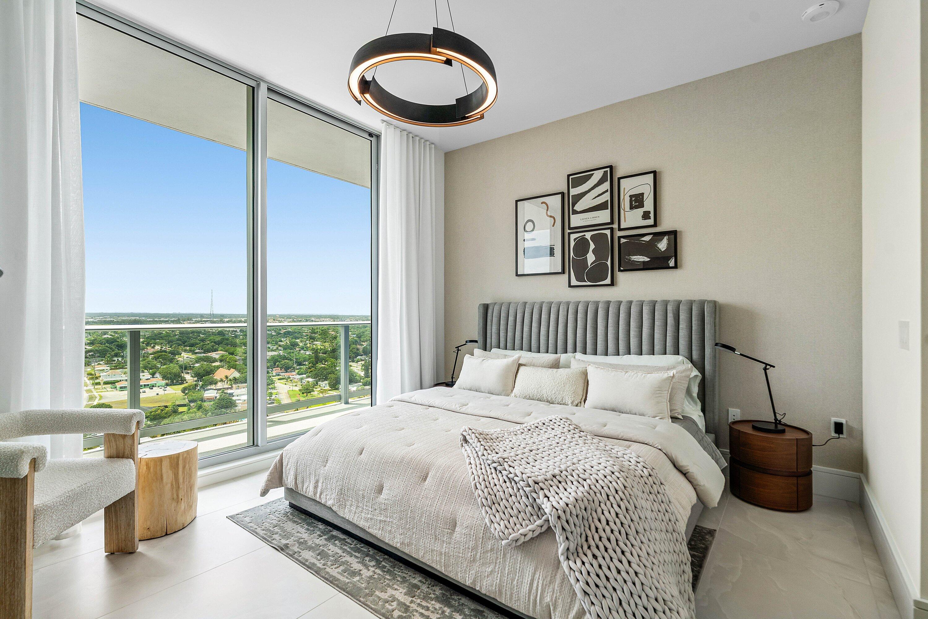 220 Lake Shore Drive 2123