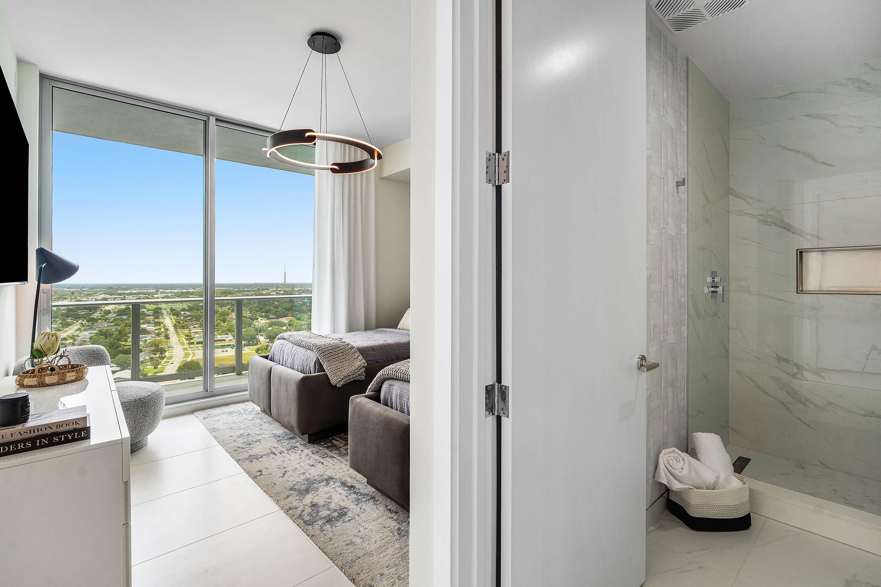 220 Lake Shore Drive 2123