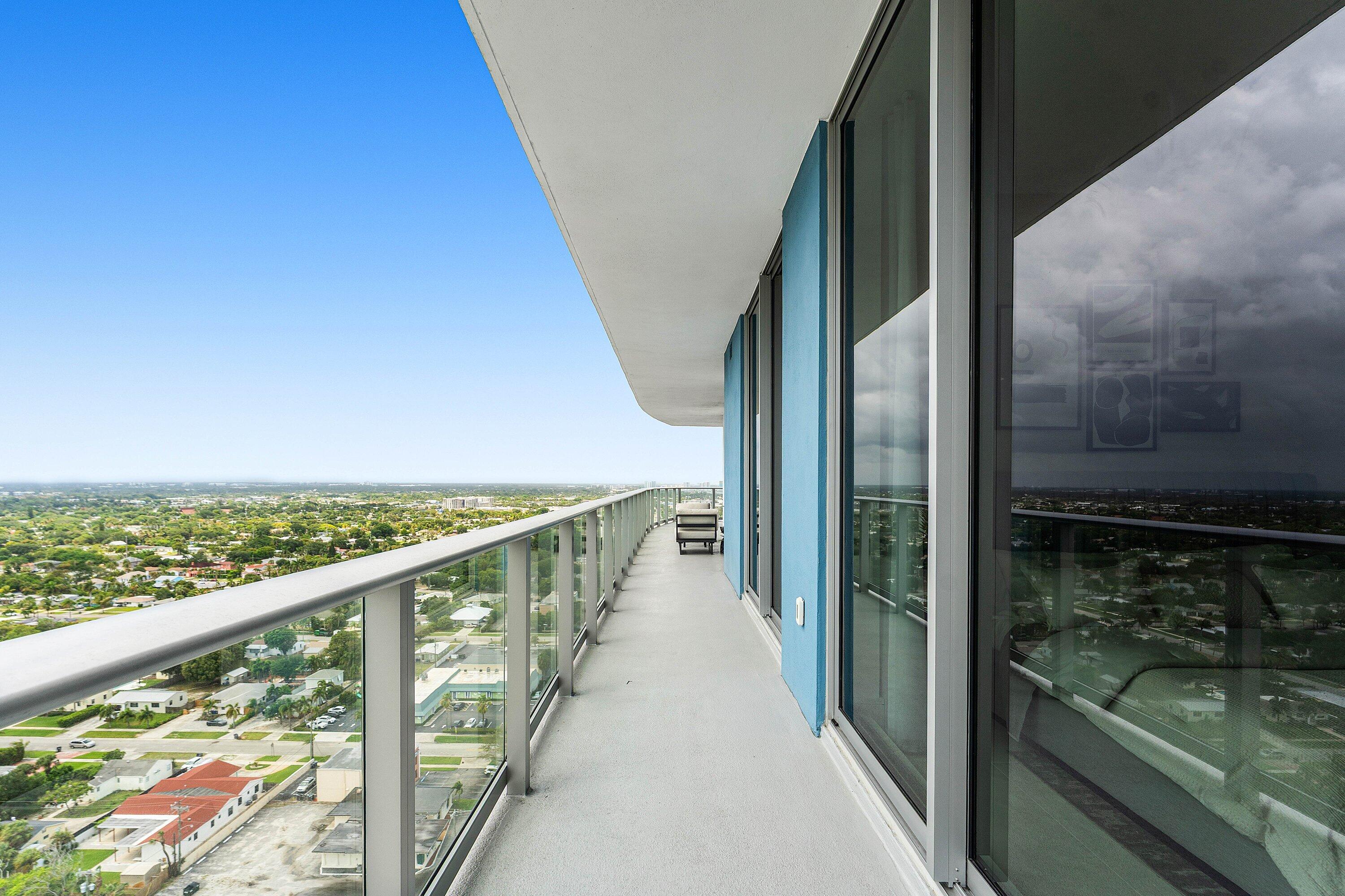 220 Lake Shore Drive 2123