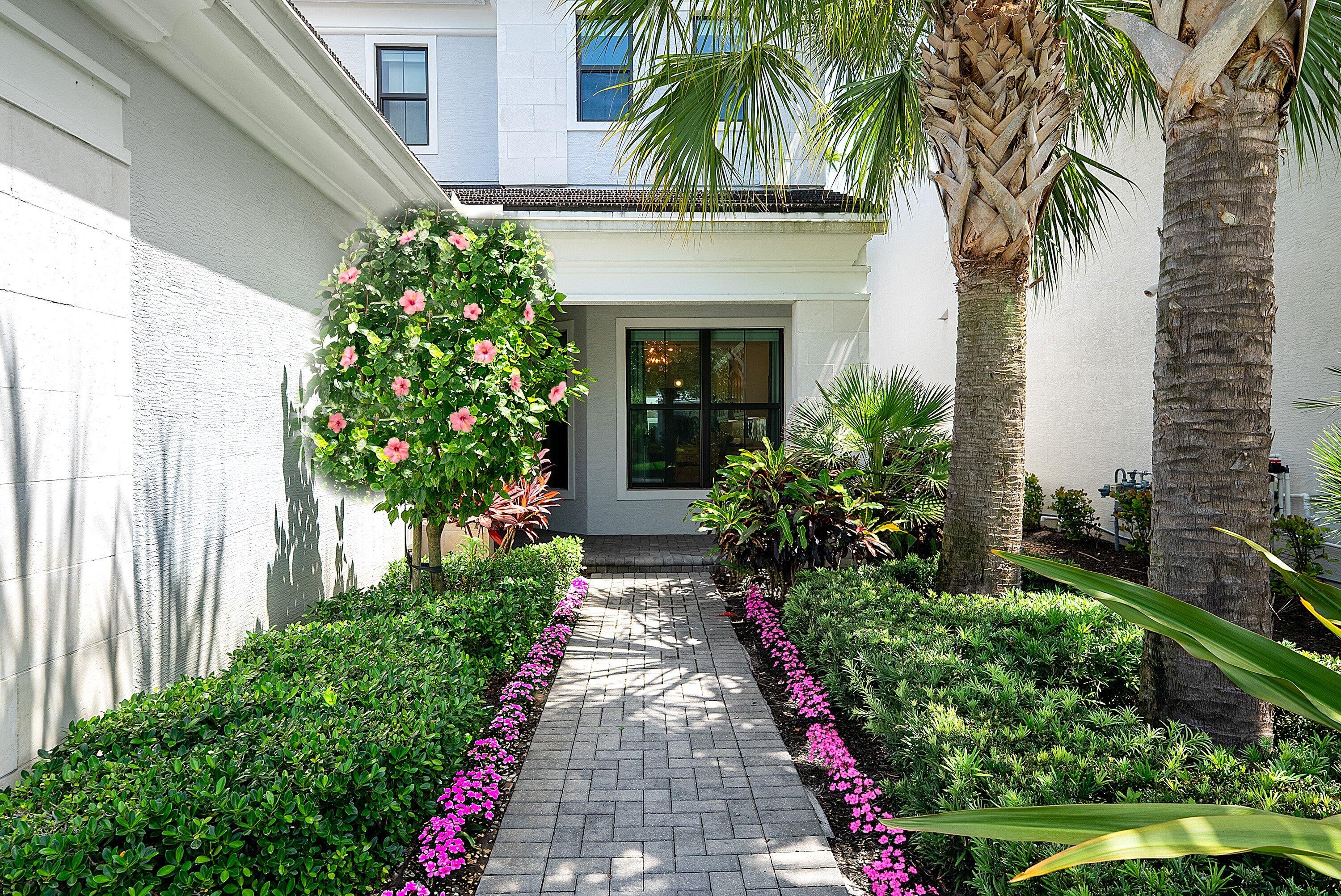 13689 ARTISAN Circle
