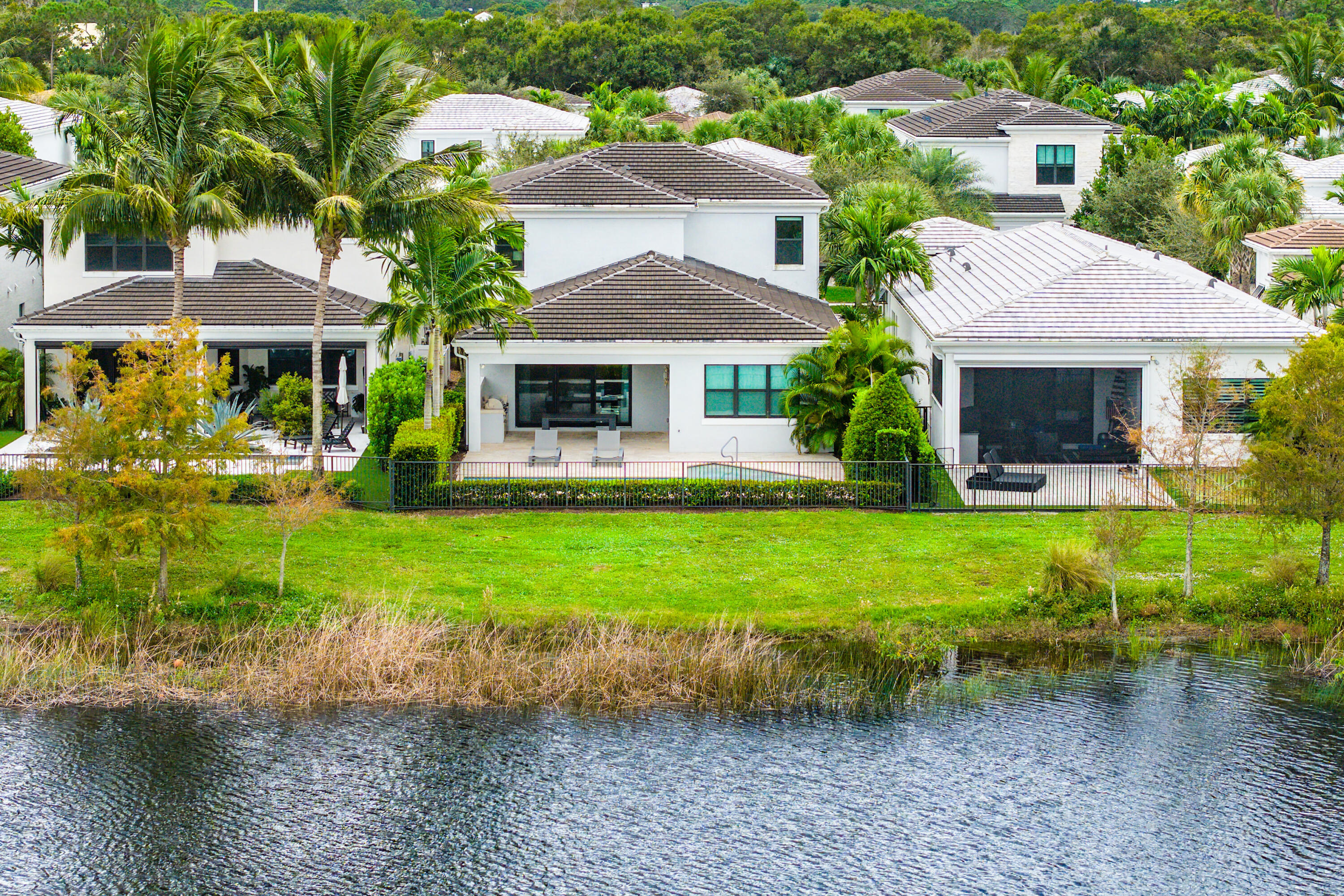 13689 ARTISAN Circle