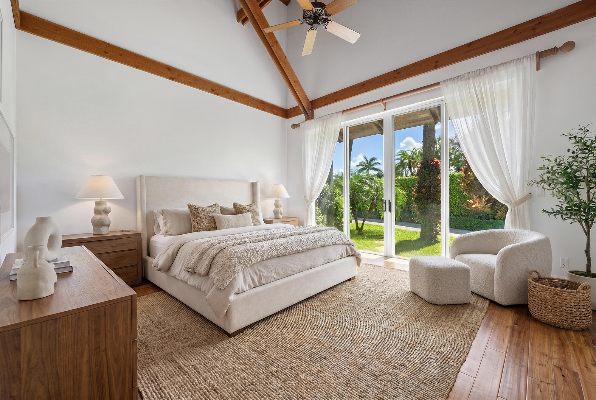 6 La Costa Way