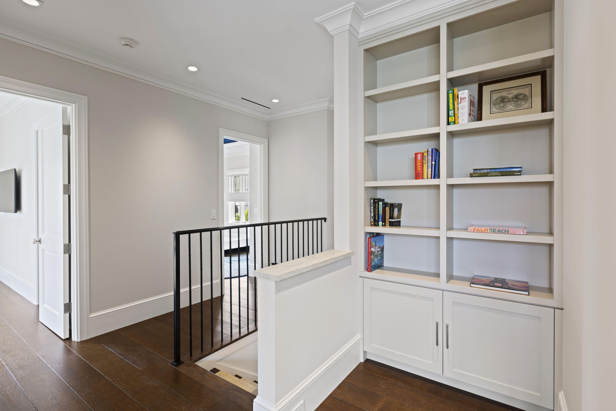 218 Everglade Avenue