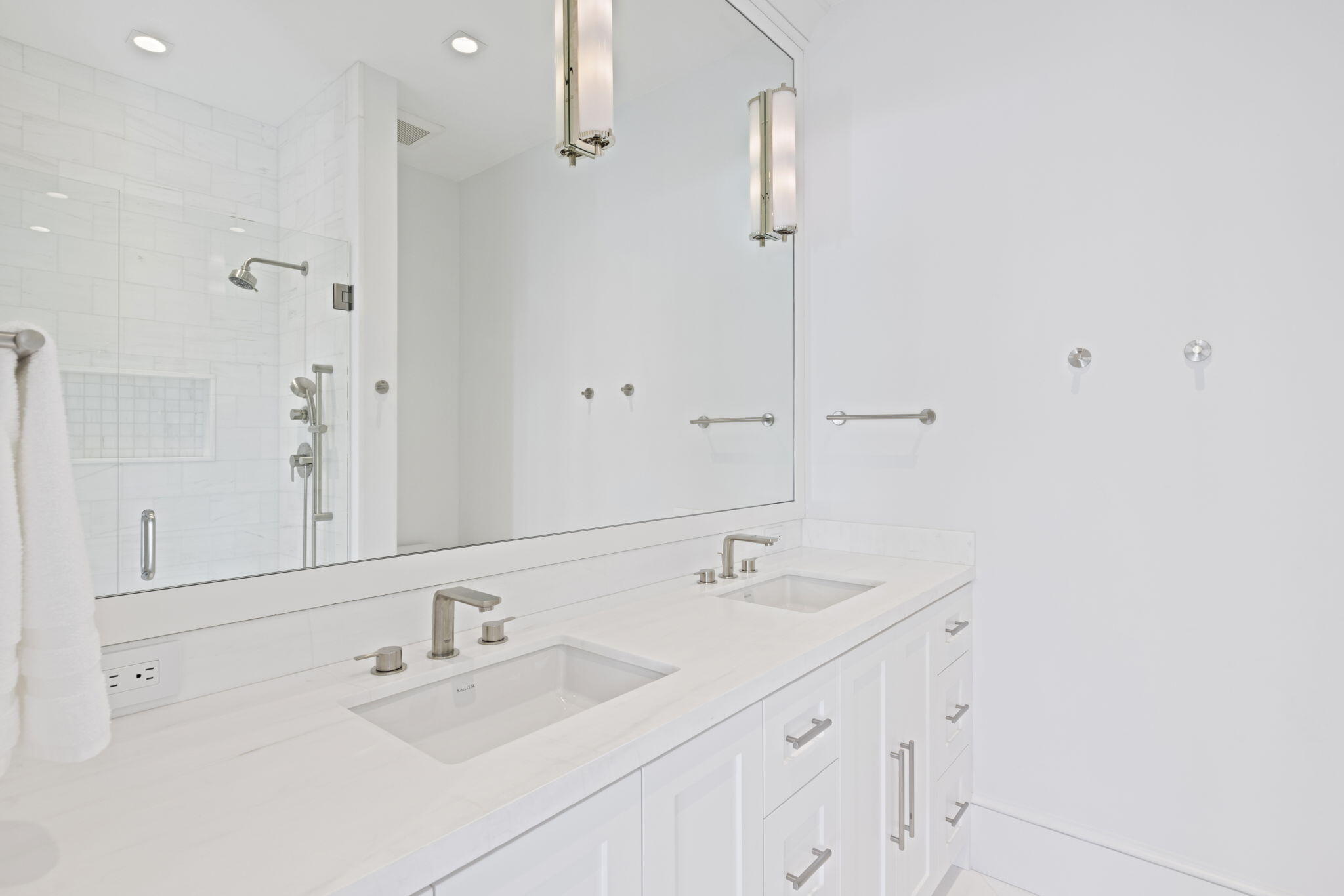 218 Everglade Avenue