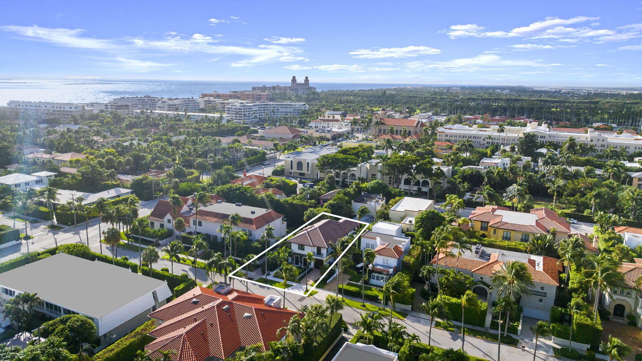 218 Everglade Avenue