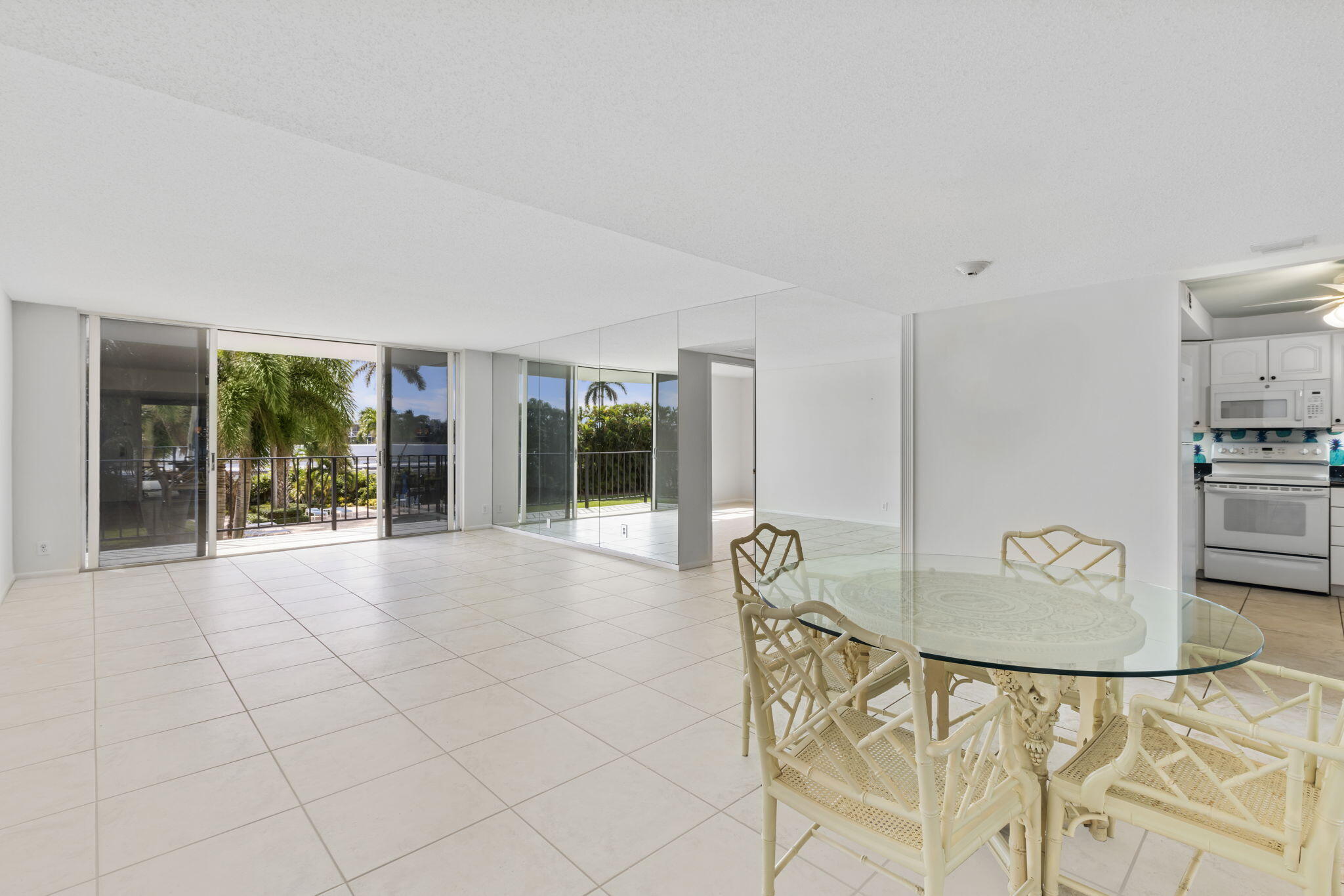 3800 Washington Road 204