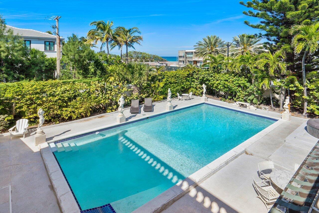 1048 S Ocean Boulevard
