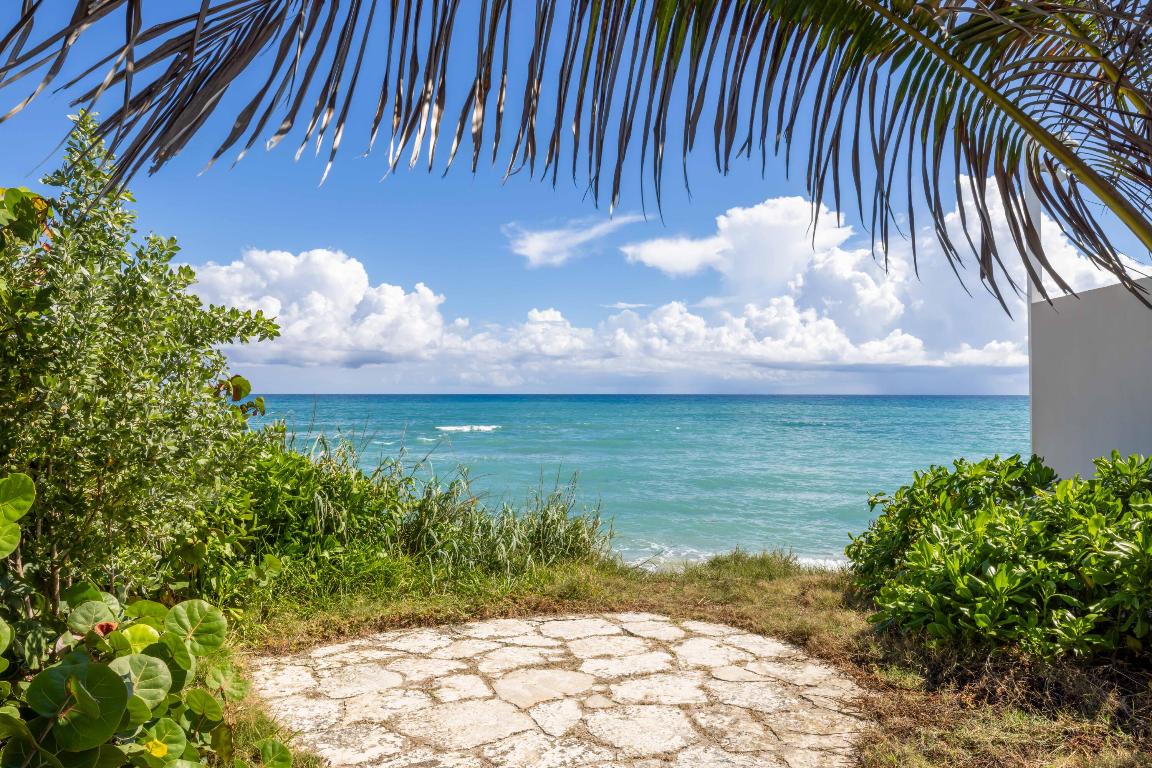 1048 S Ocean Boulevard