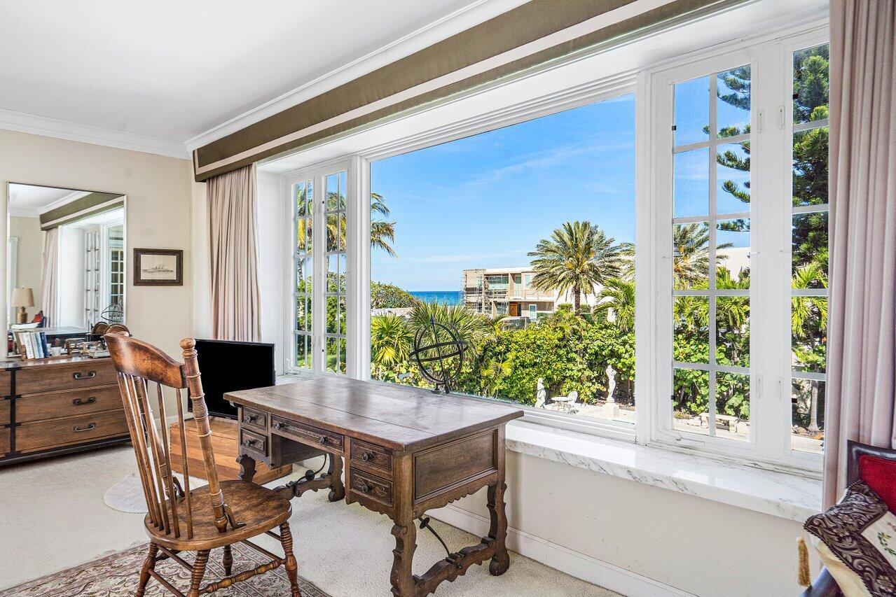 1048 S Ocean Boulevard