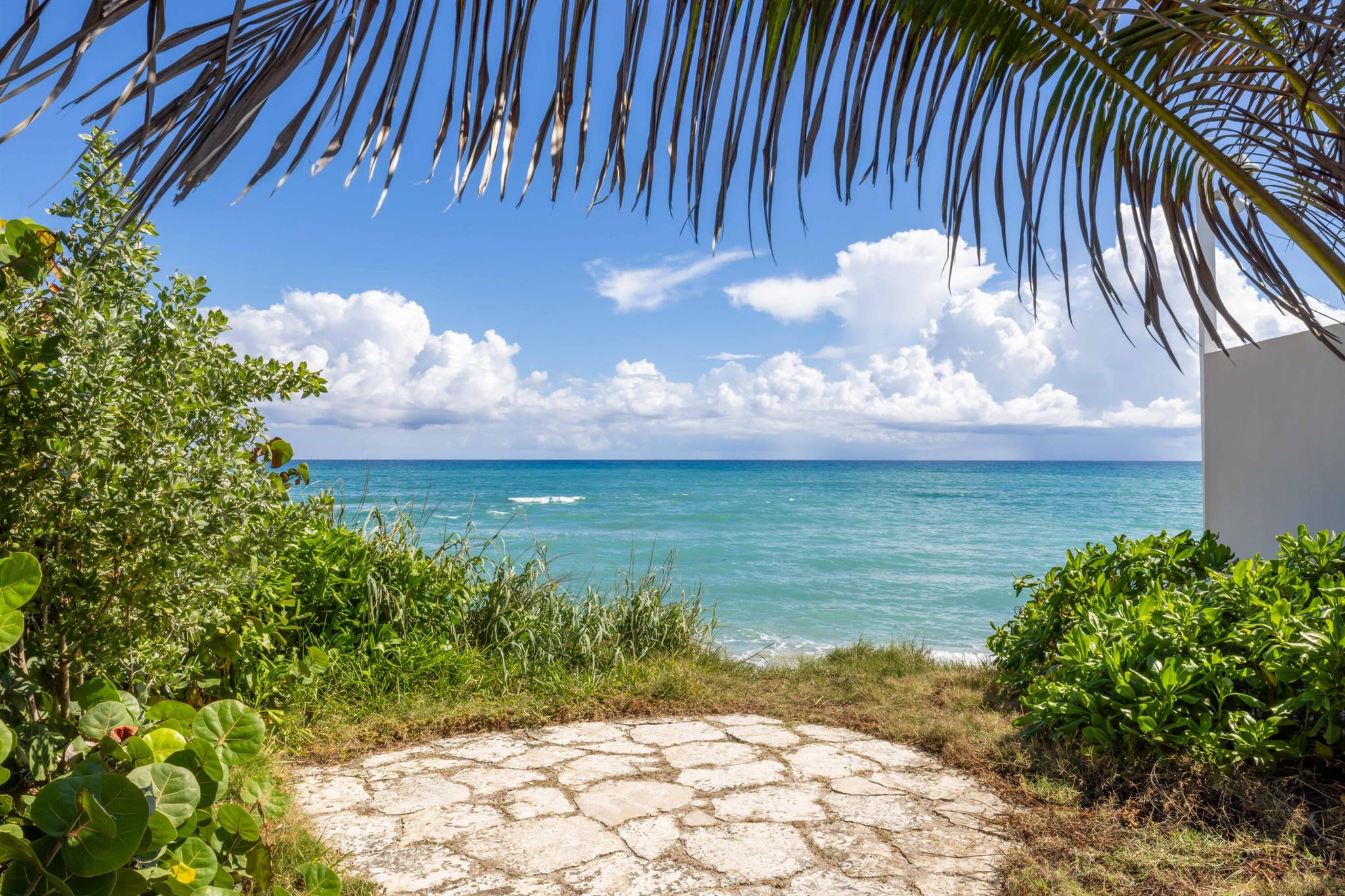 1048 S Ocean Boulevard