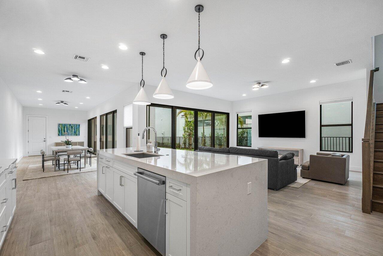13218 Alton Road