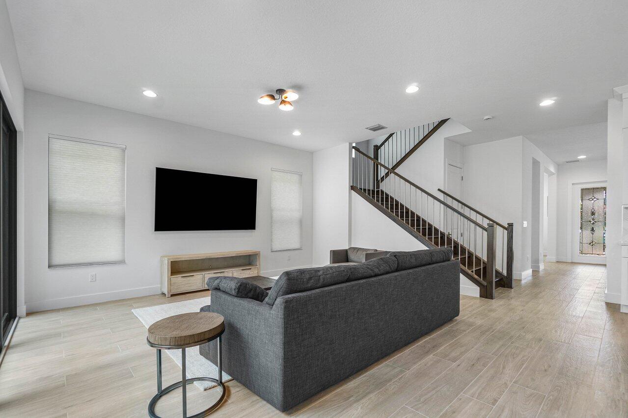 13218 Alton Road