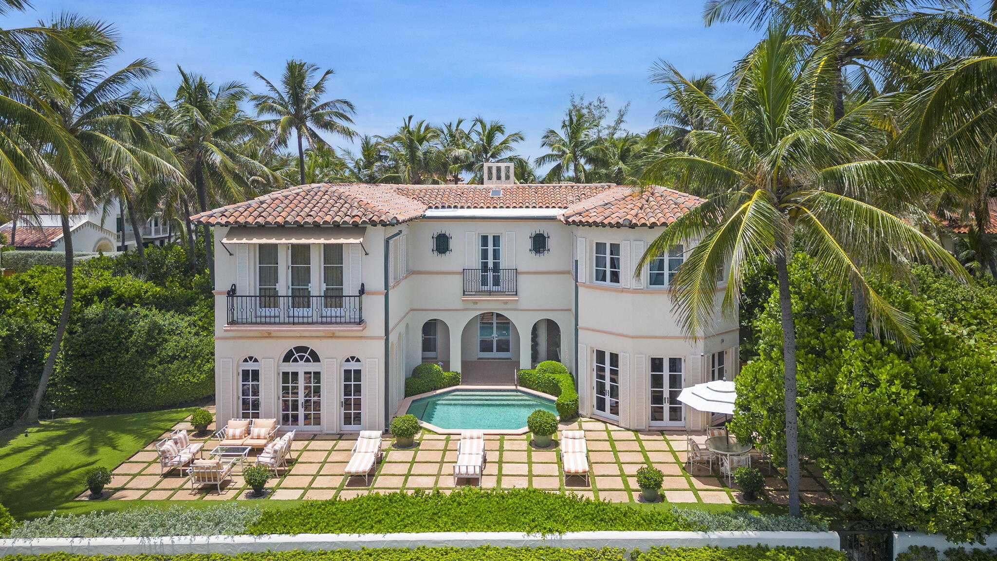 240 N Ocean Boulevard