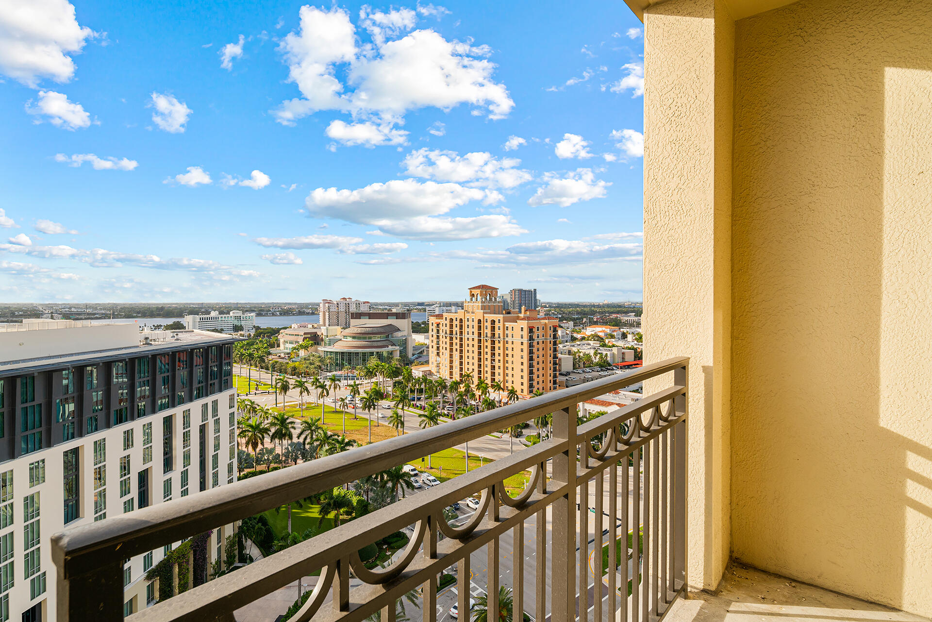 550 Okeechobee Boulevard 1714