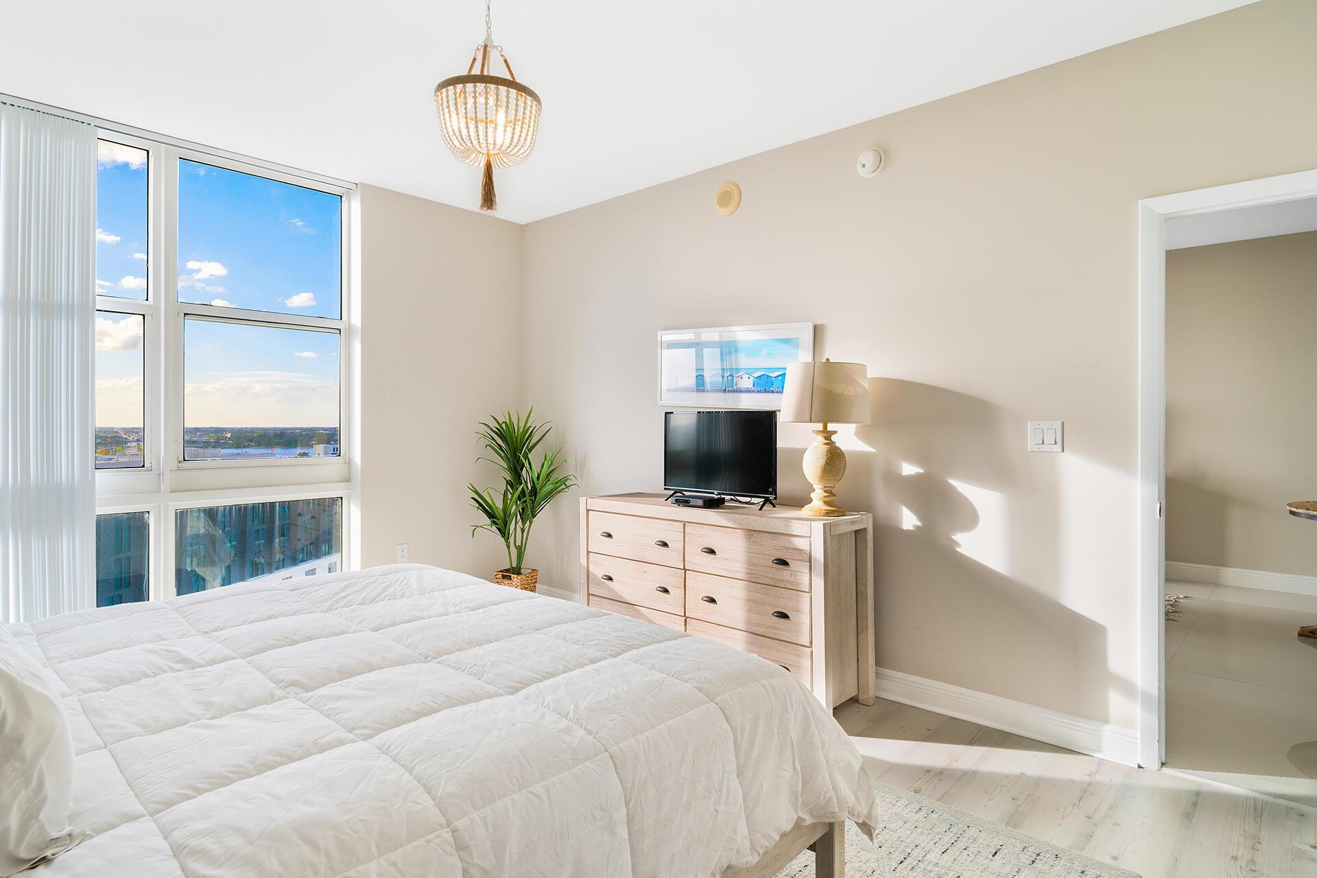 550 Okeechobee Boulevard 1714