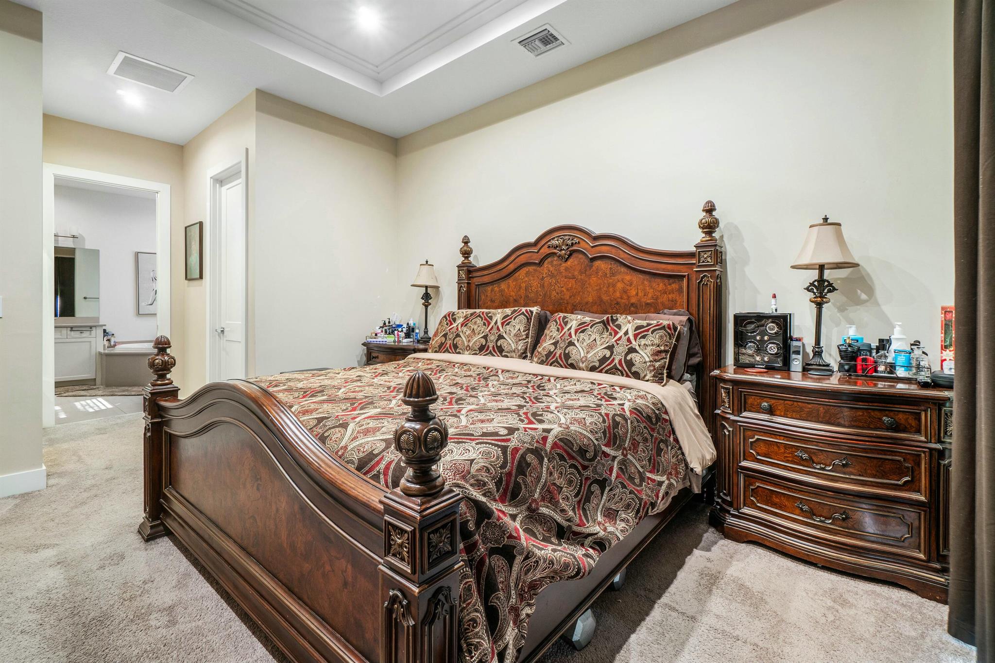 2928 Gin Berry Way