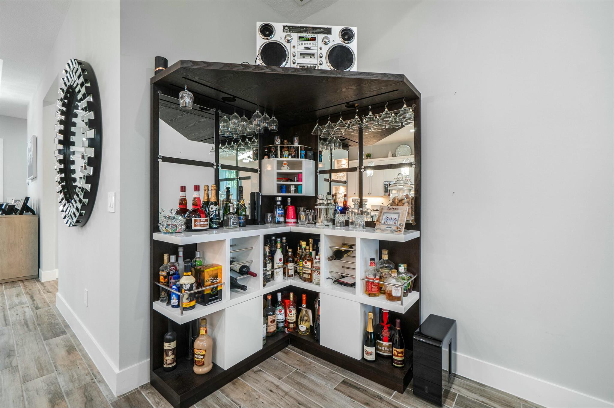 2928 Gin Berry Way
