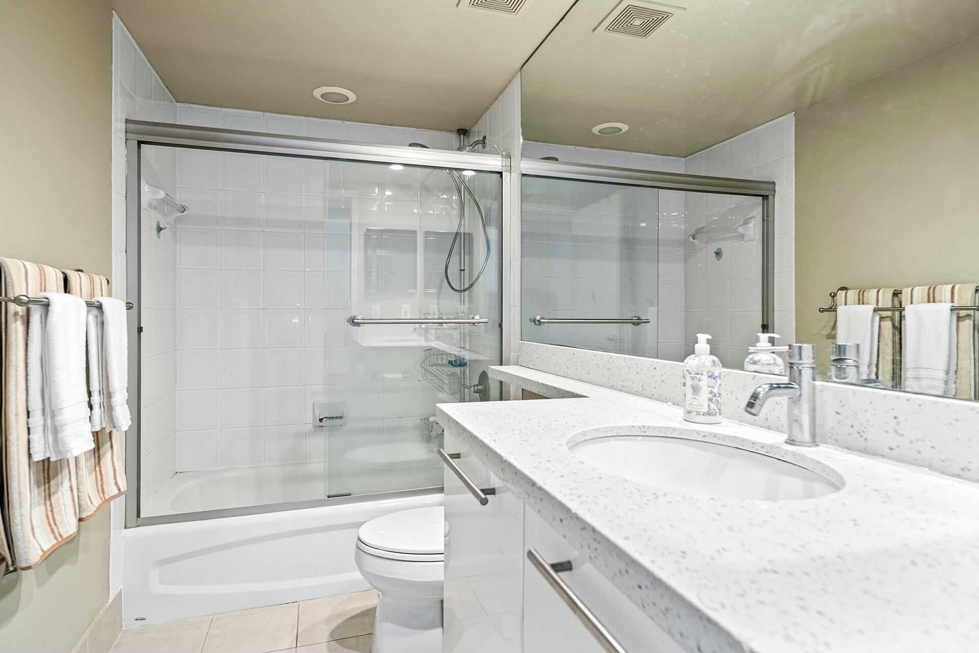 651 Okeechobee Boulevard 907