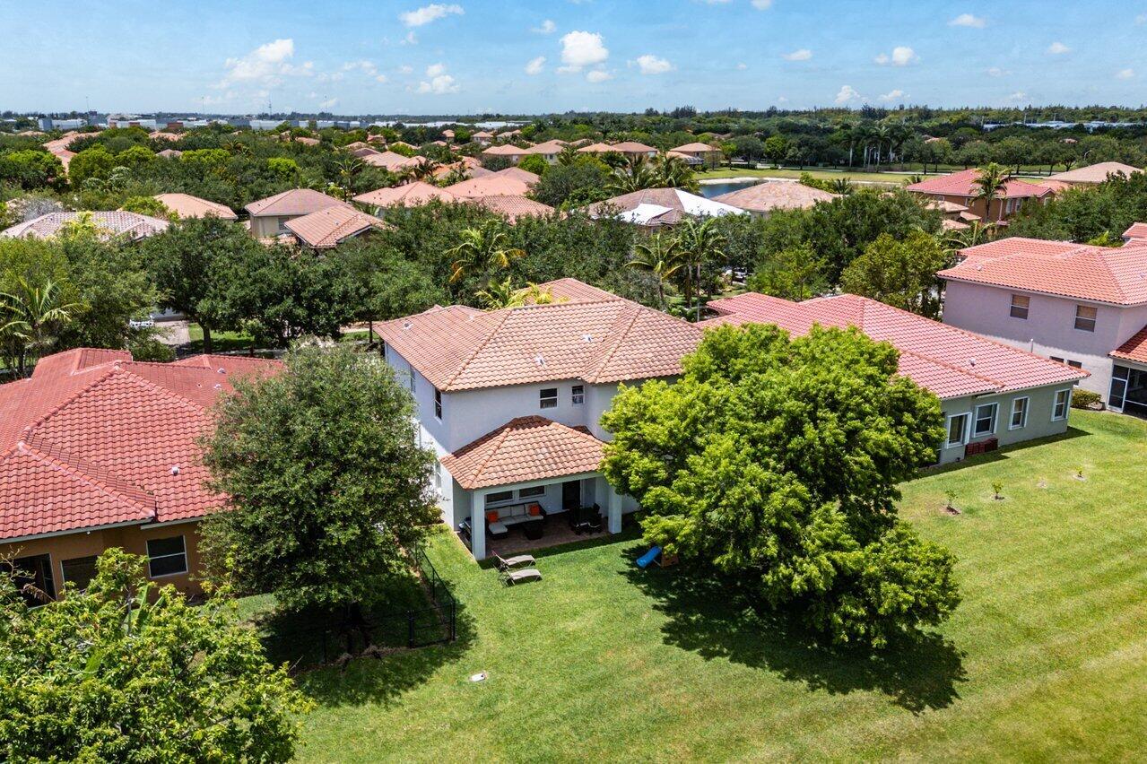 682 Cresta Circle