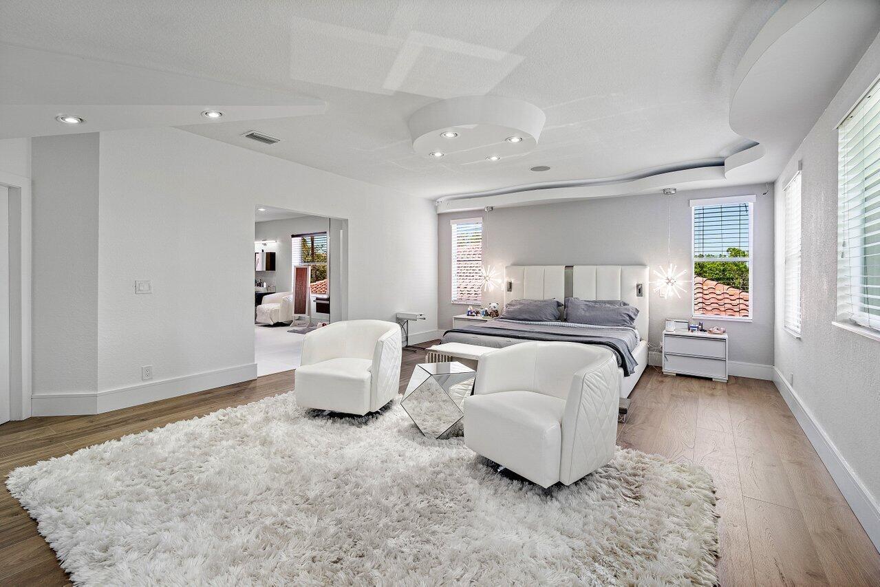 682 Cresta Circle