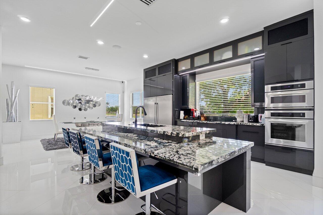 682 Cresta Circle