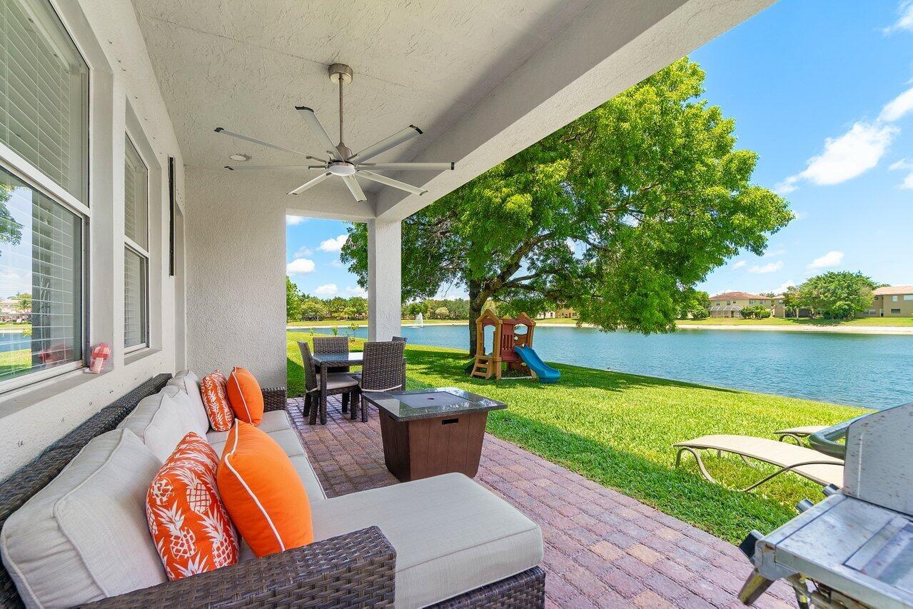 682 Cresta Circle