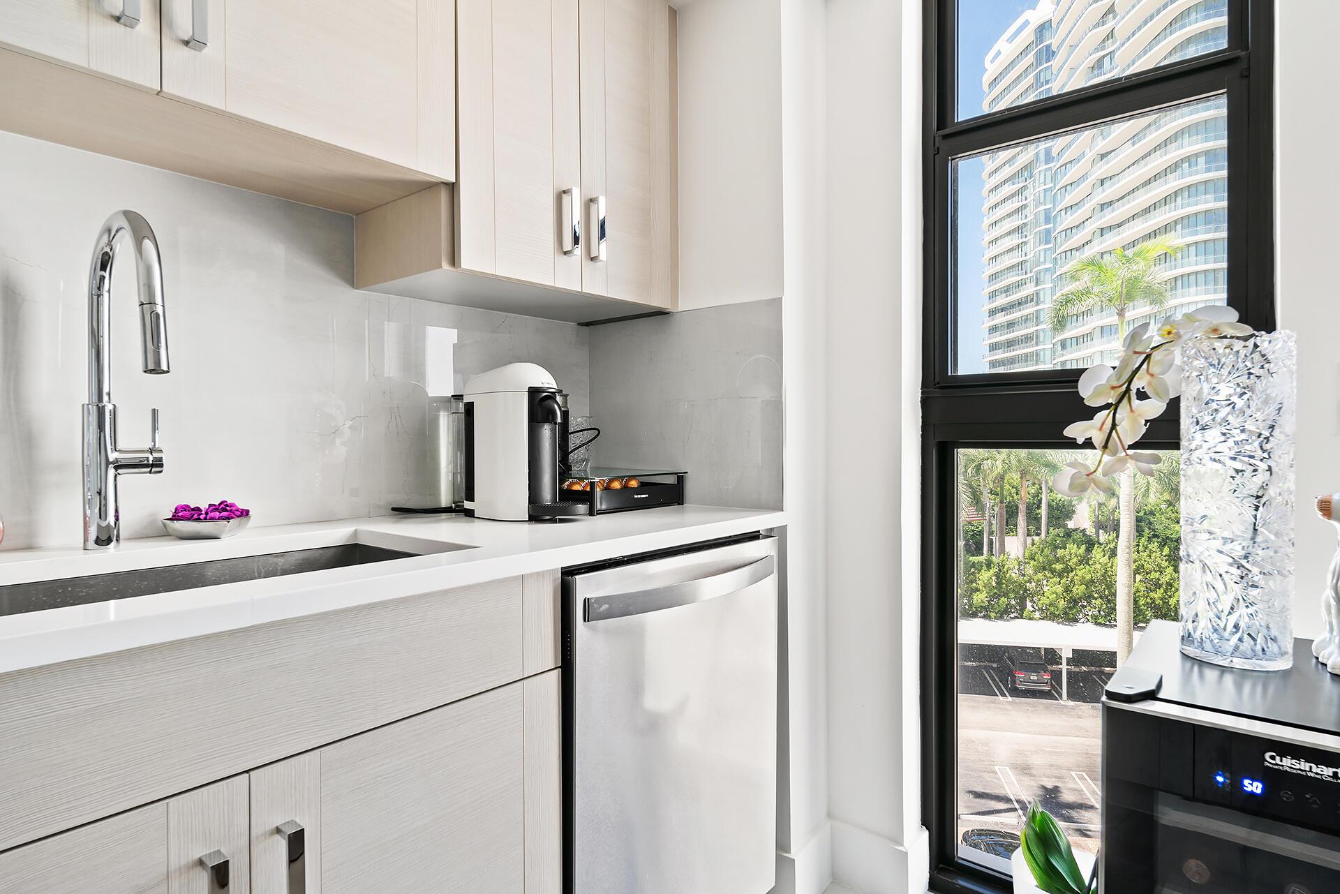 1200 S Flagler Drive 506