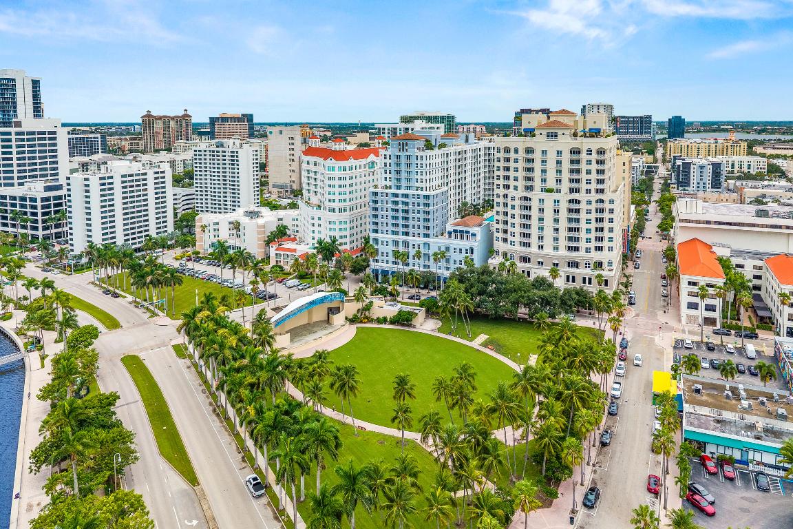 255 Evernia Street 806