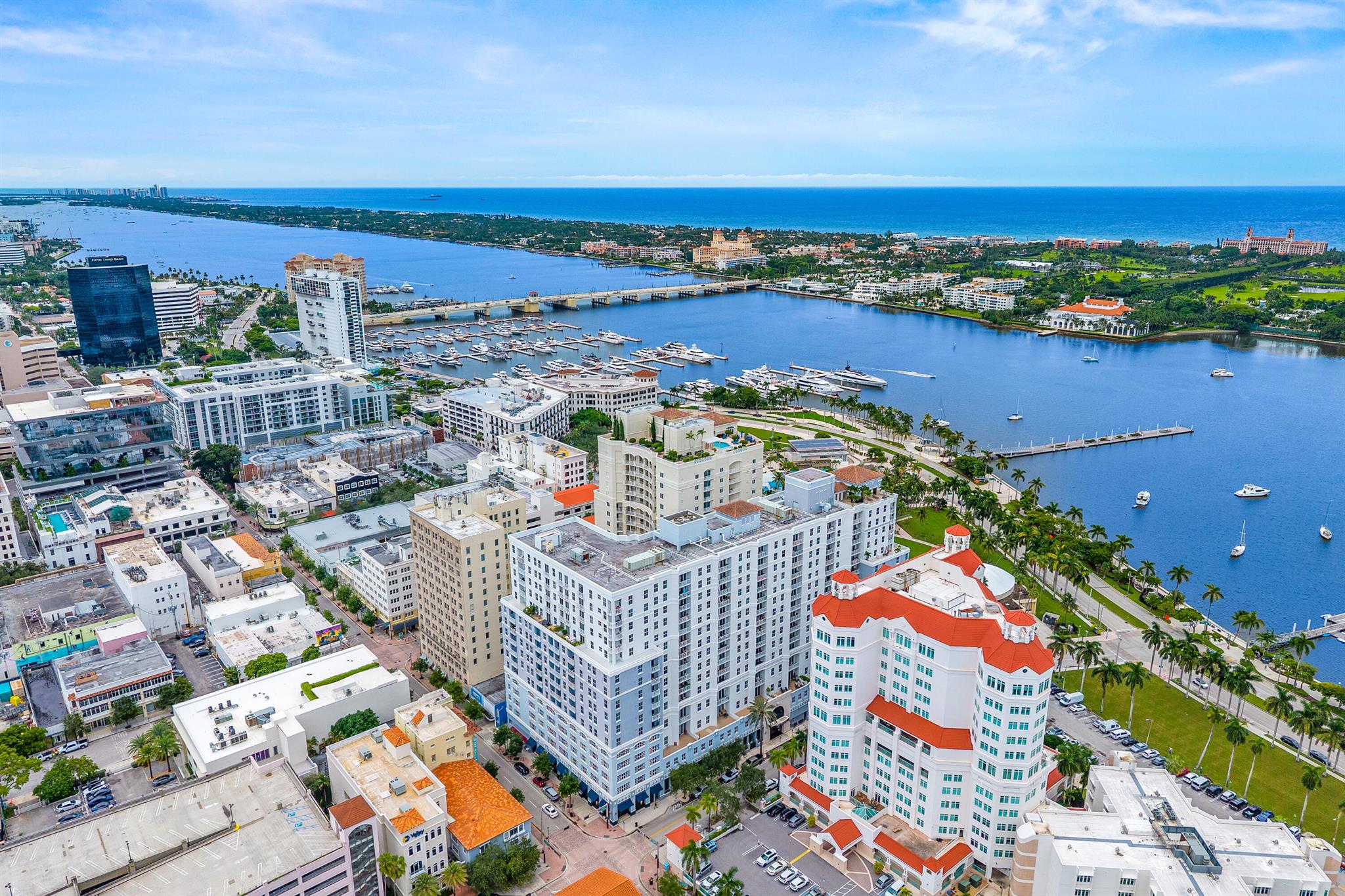 255 Evernia Street 806