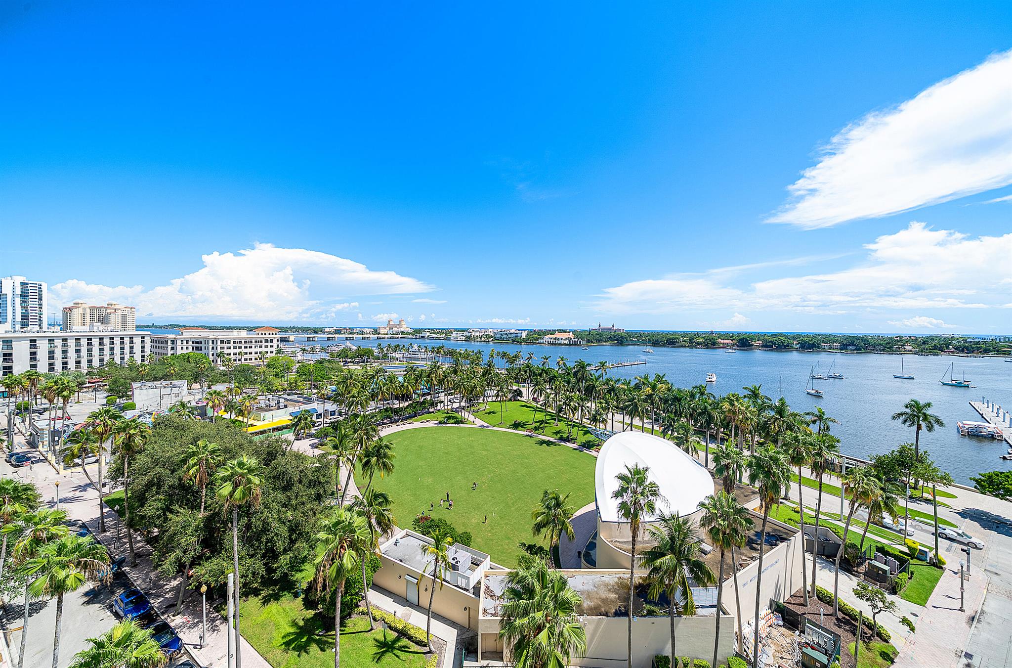 255 Evernia Street 806