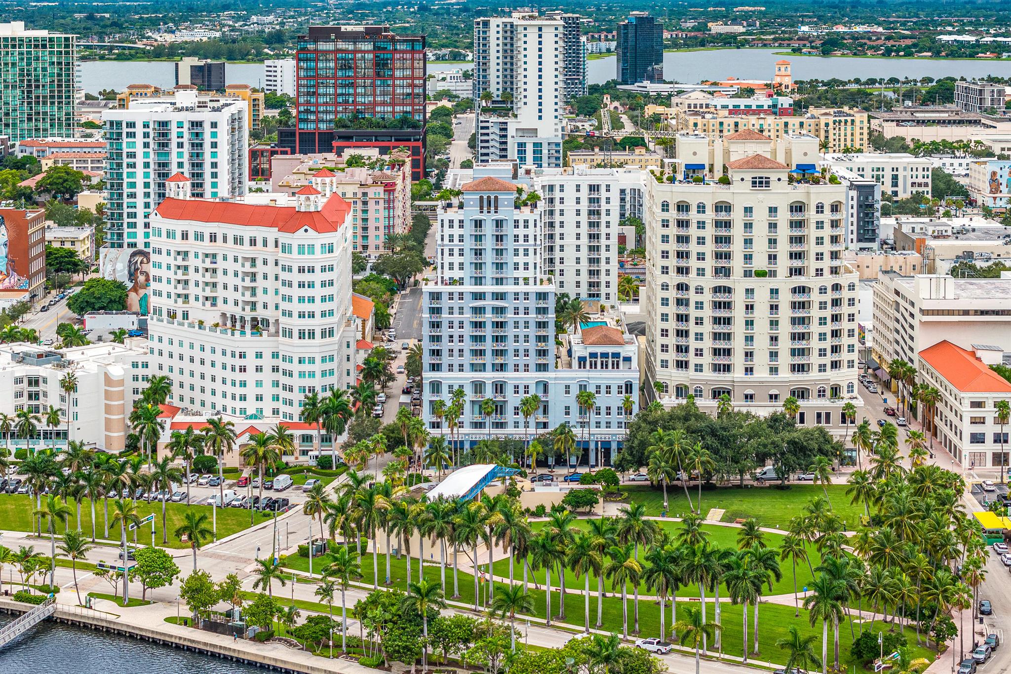 255 Evernia Street 806