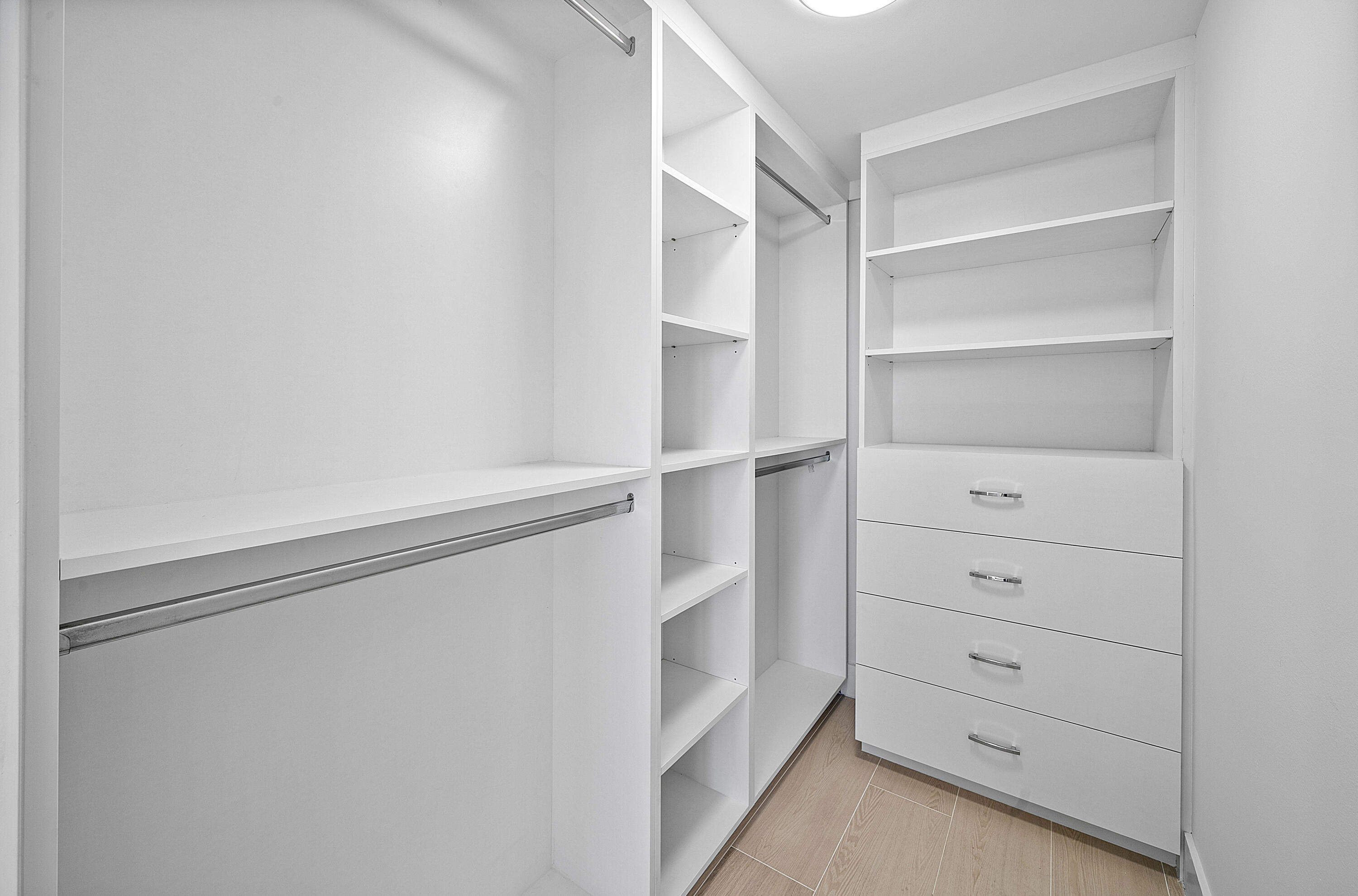 255 Evernia Street 806