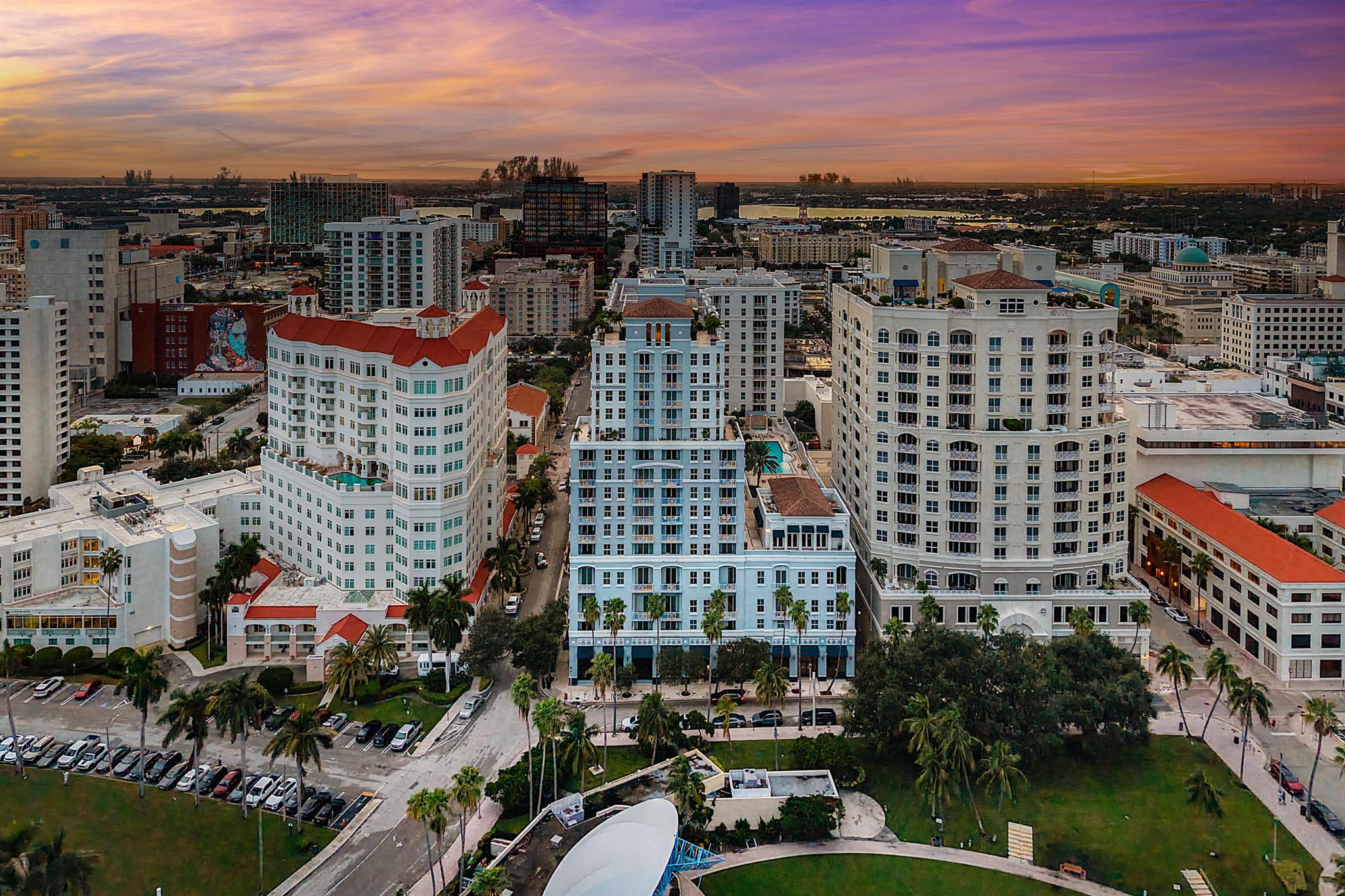 255 Evernia Street 806