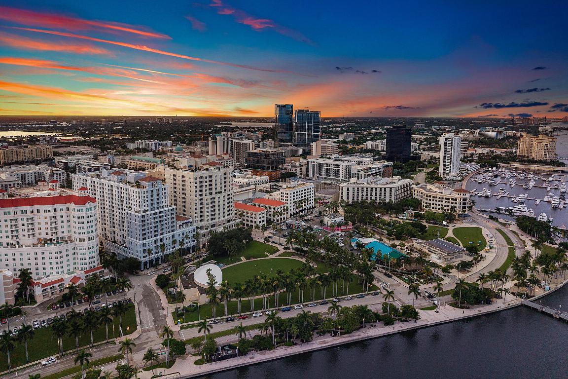 255 Evernia Street 806