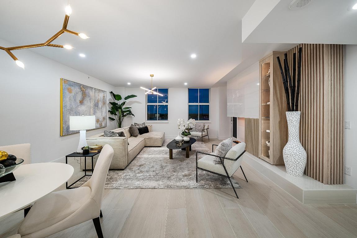 255 Evernia Street 806