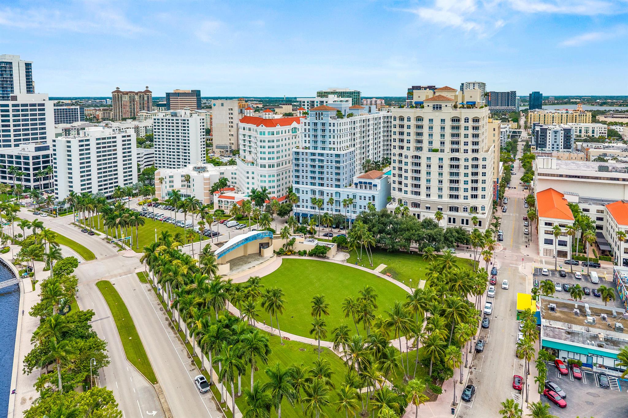 255 Evernia Street 806