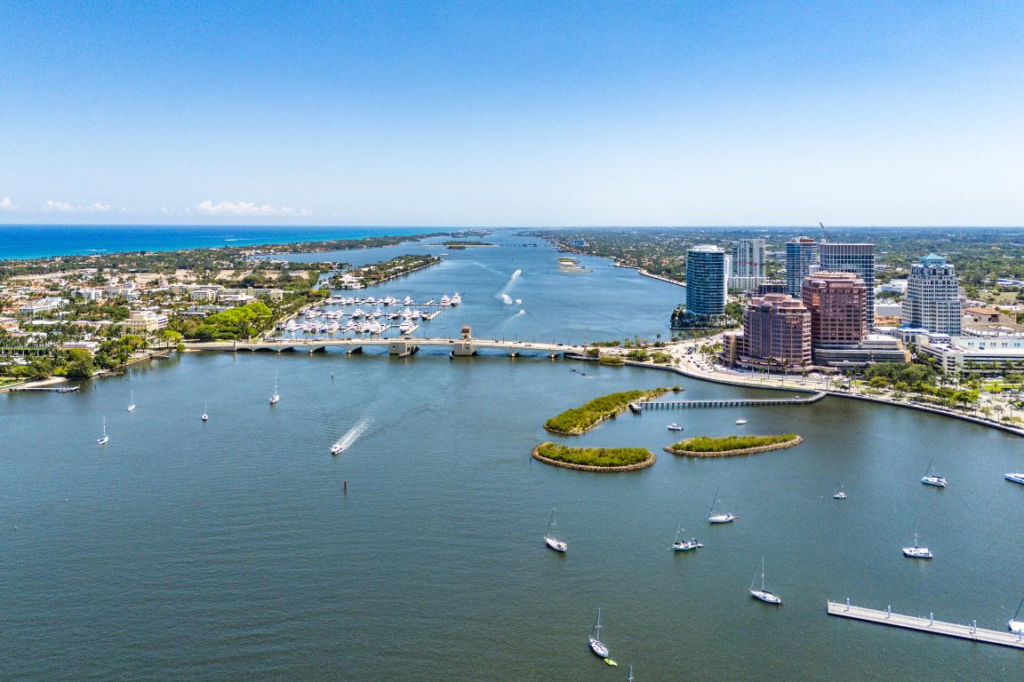 255 Evernia Street 806