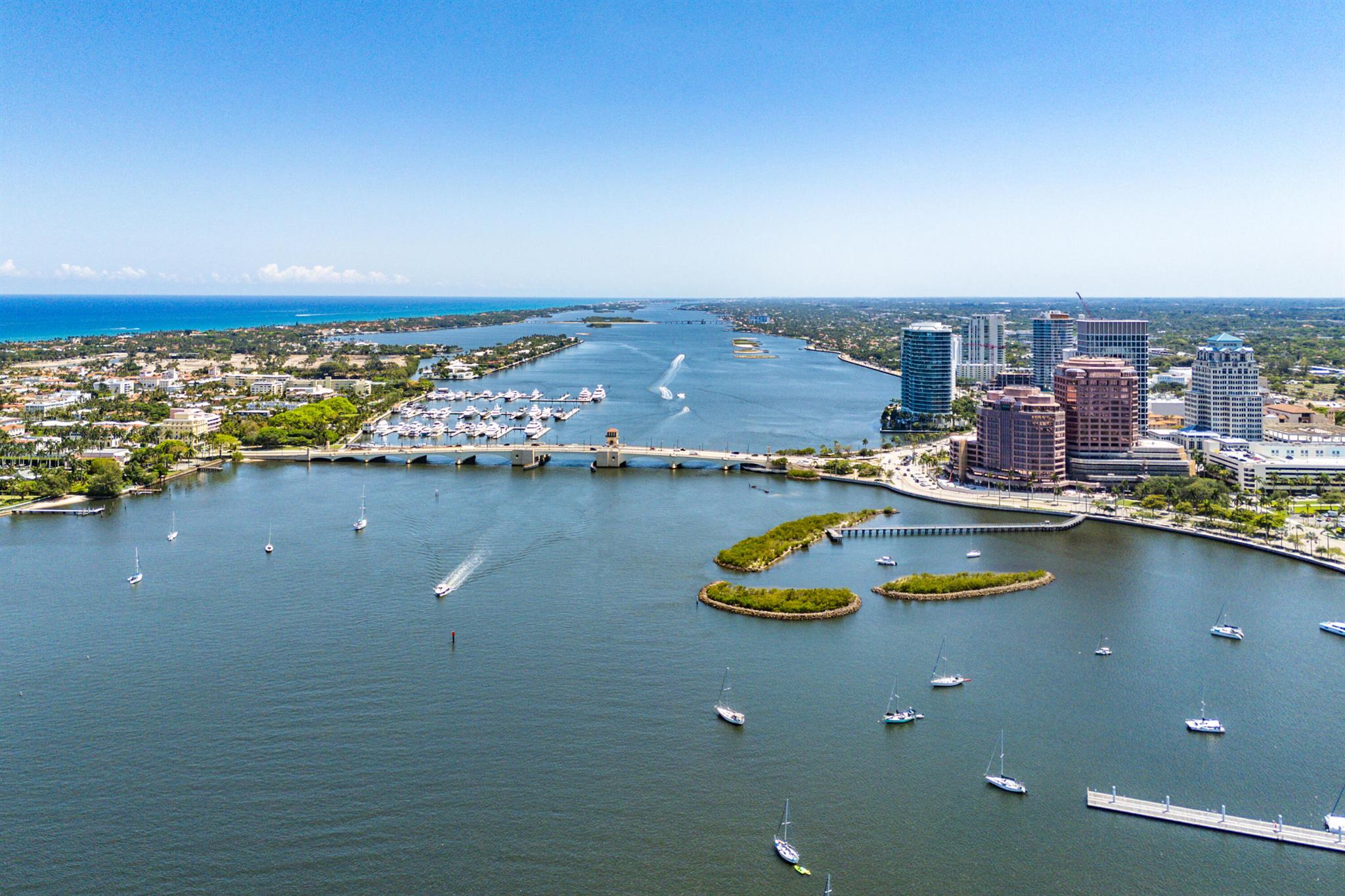 255 Evernia Street 806