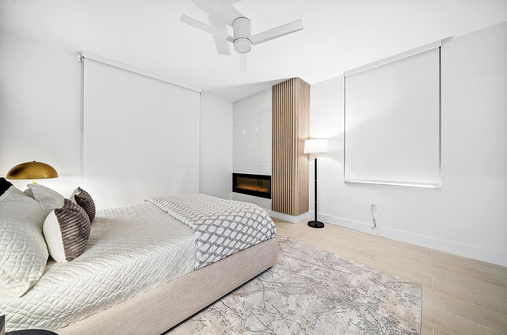 255 Evernia Street 806