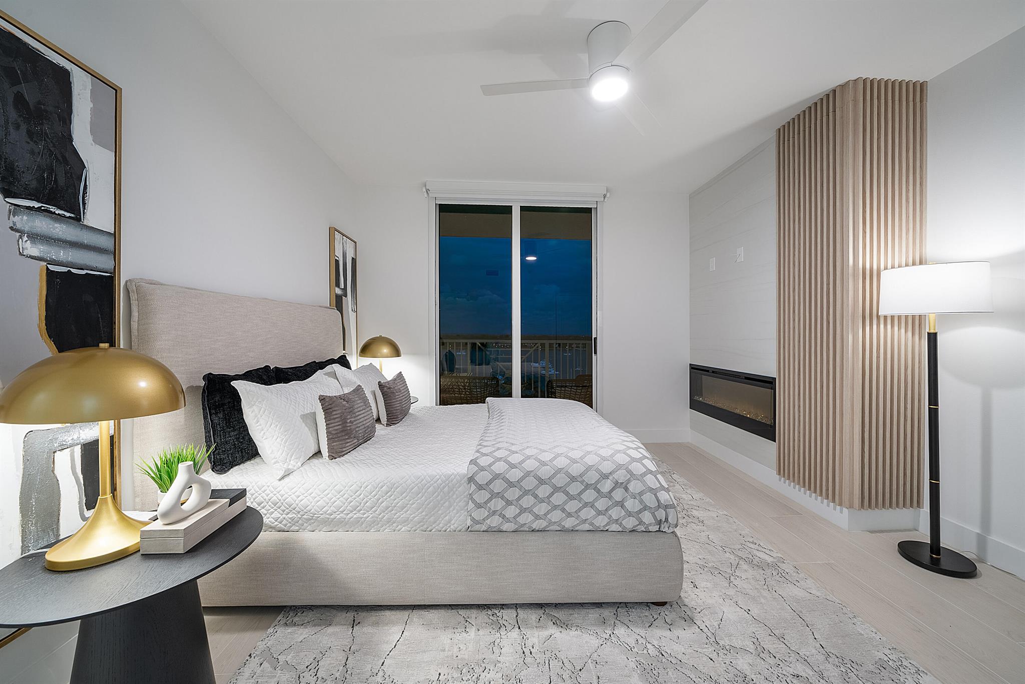 255 Evernia Street 806