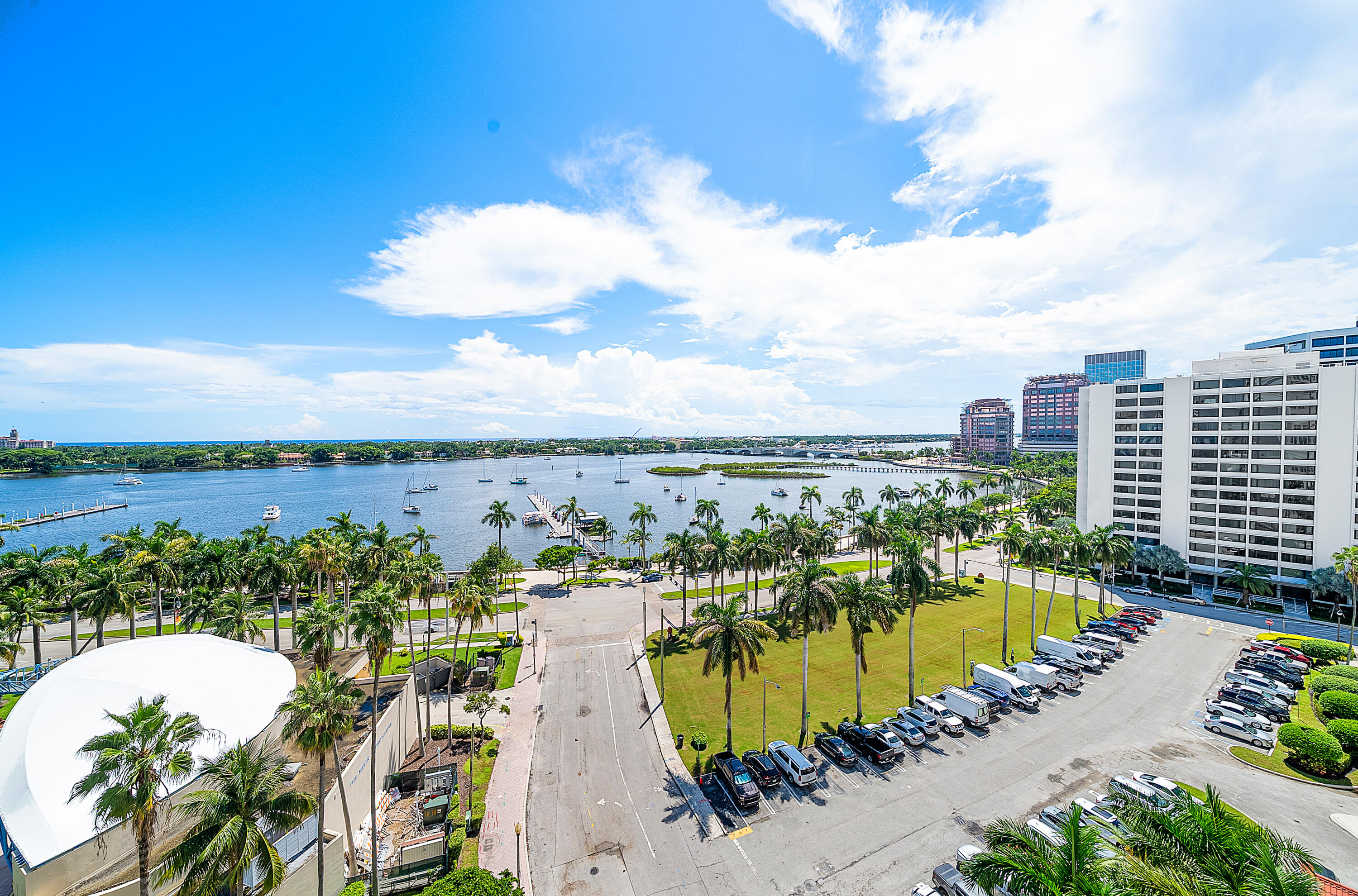 255 Evernia Street 806