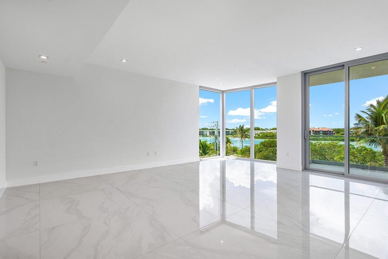 1500 S Beach Road 301