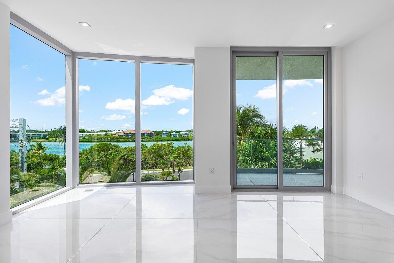 1500 S Beach Road 301