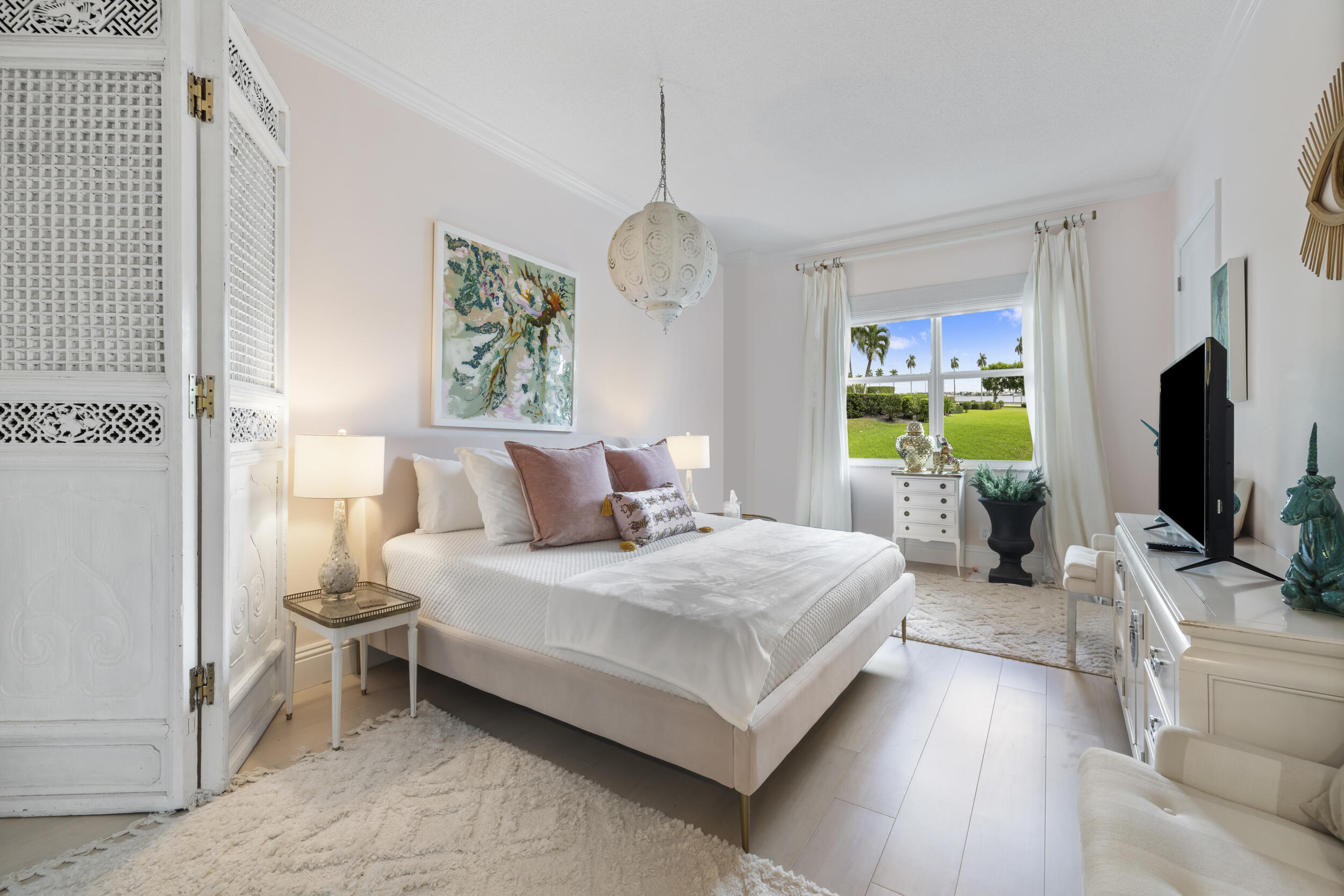 1801 S Flagler Drive 105