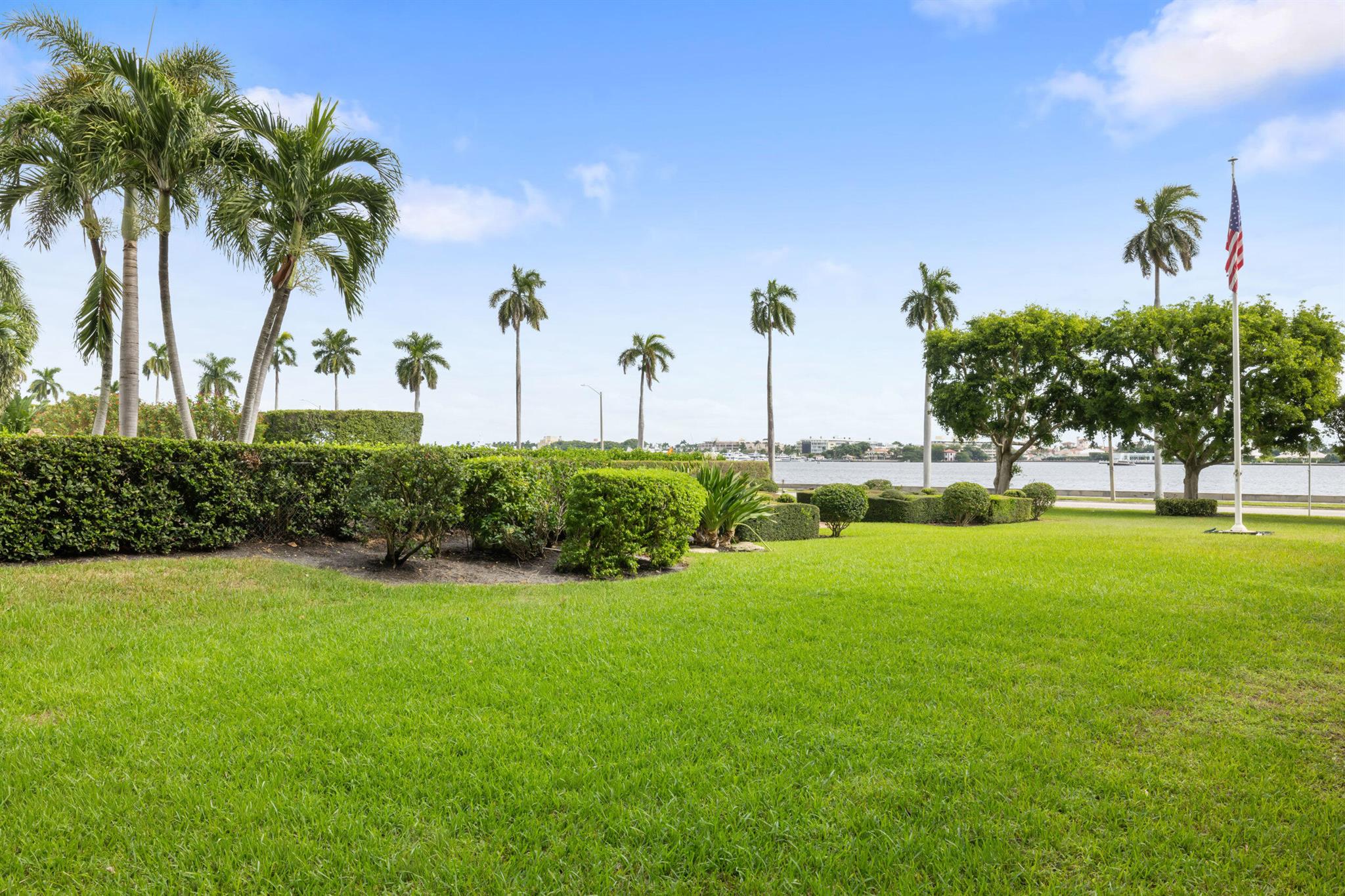 1801 S Flagler Drive 105