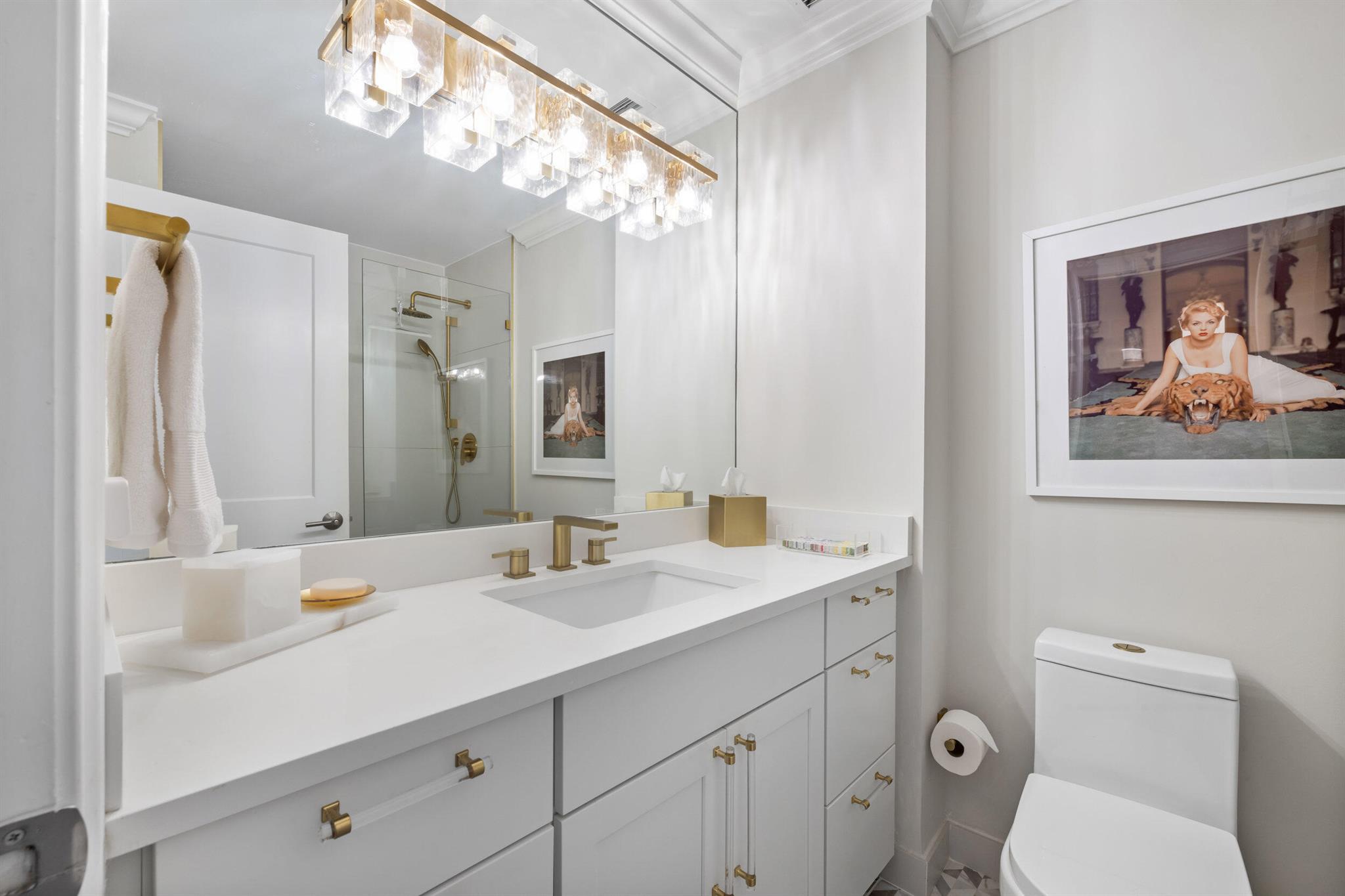 1801 S Flagler Drive 105