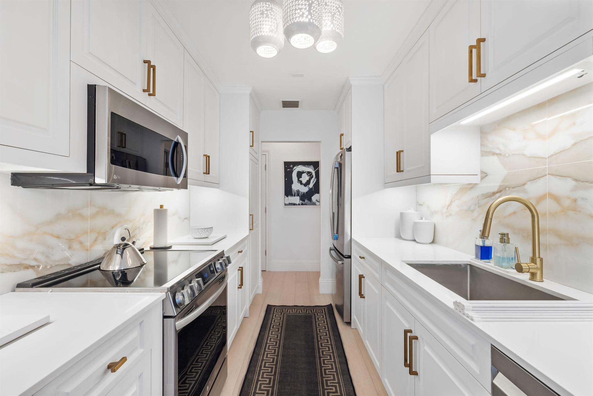 1801 S Flagler Drive 105