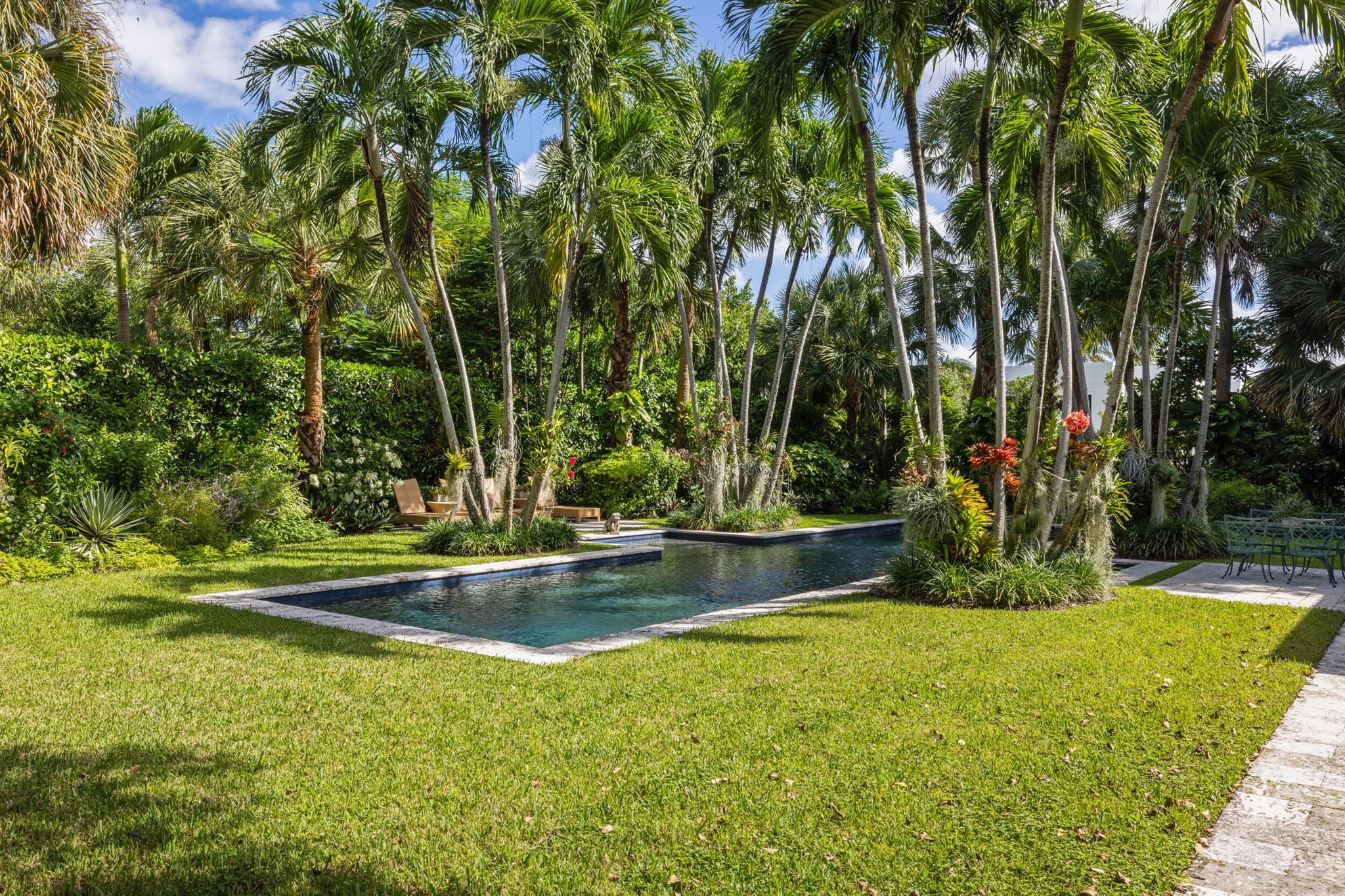 50 Rutland Boulevard