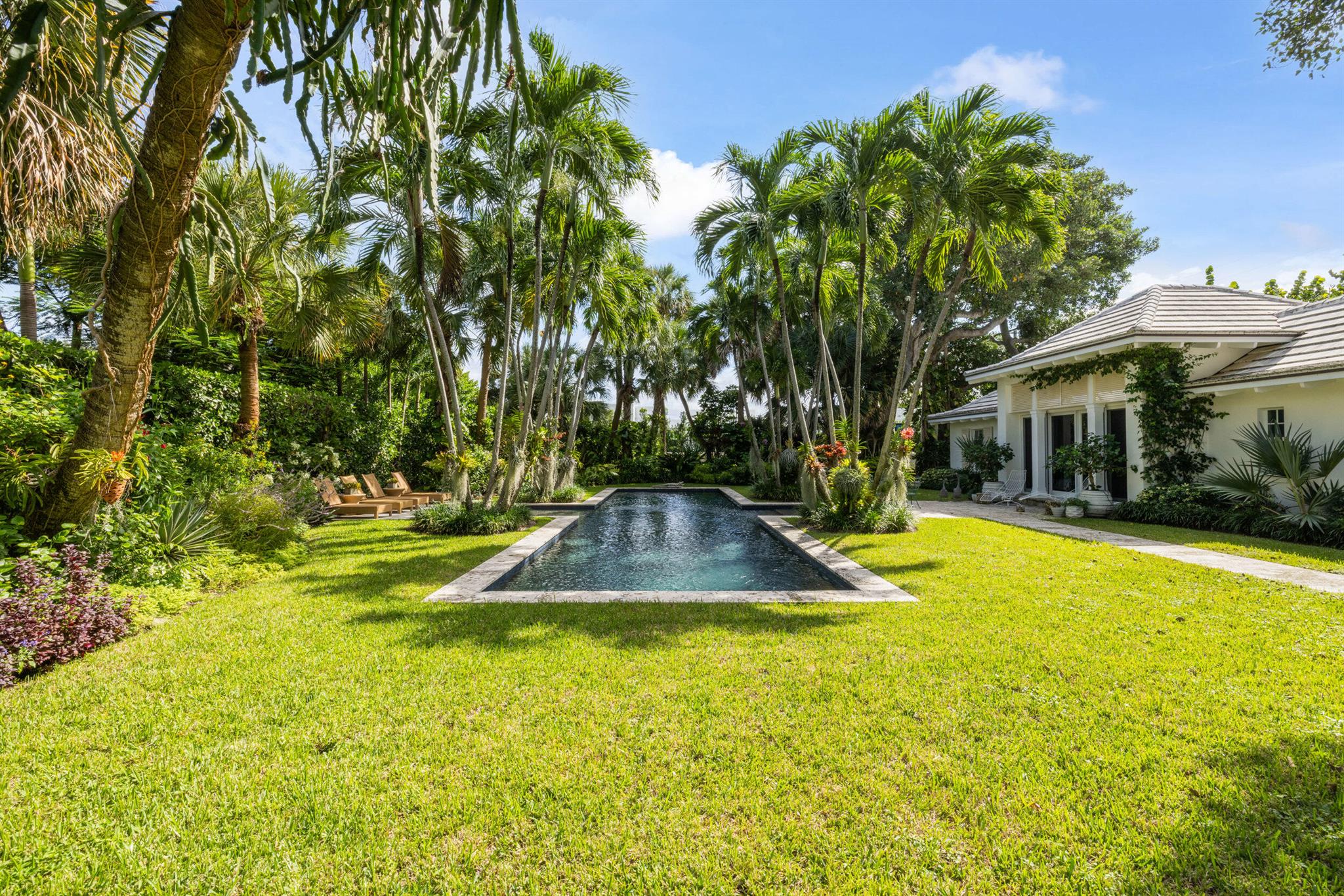 50 Rutland Boulevard